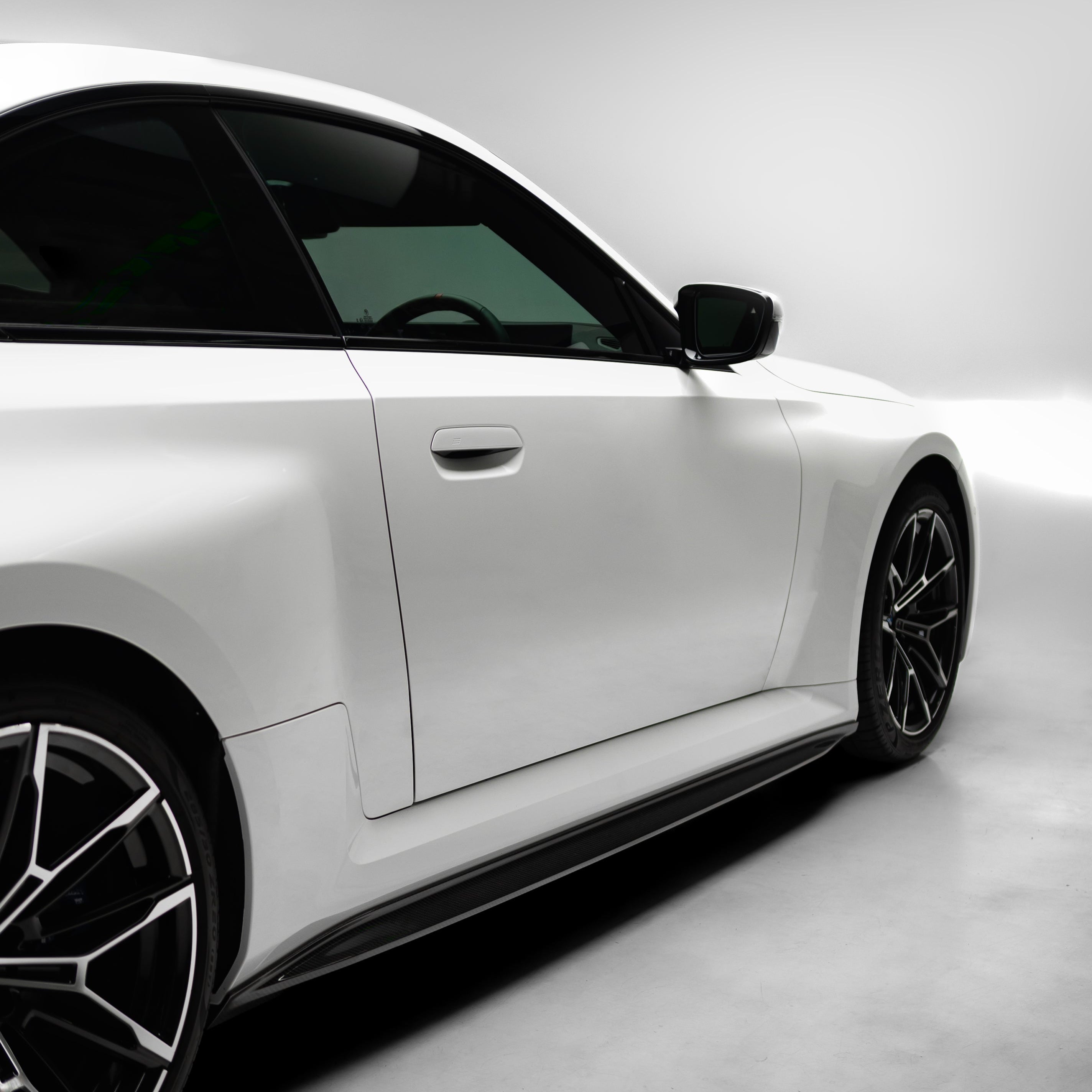 BMW G87 Carbon Fiber Side Skirts V2