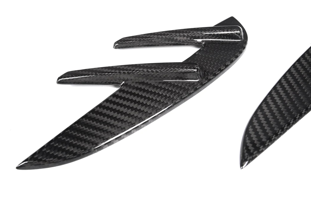 OEM Style Fender Vent Cover Pre Pregged Dry Carbon For BMW M3 G80 G81