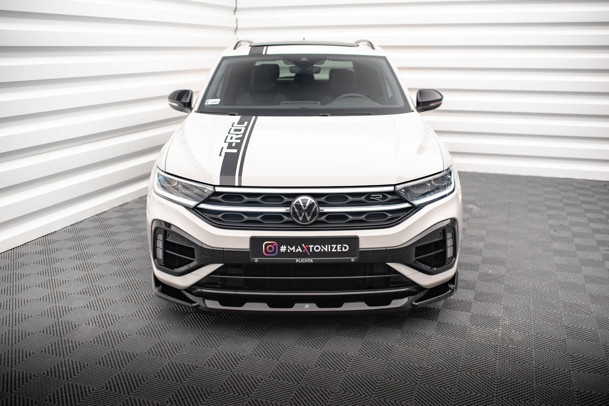Maxton Design Front Splitter V.2 Volkswagen T-Roc R / R-Line Mk1 Facelift - iilumolab