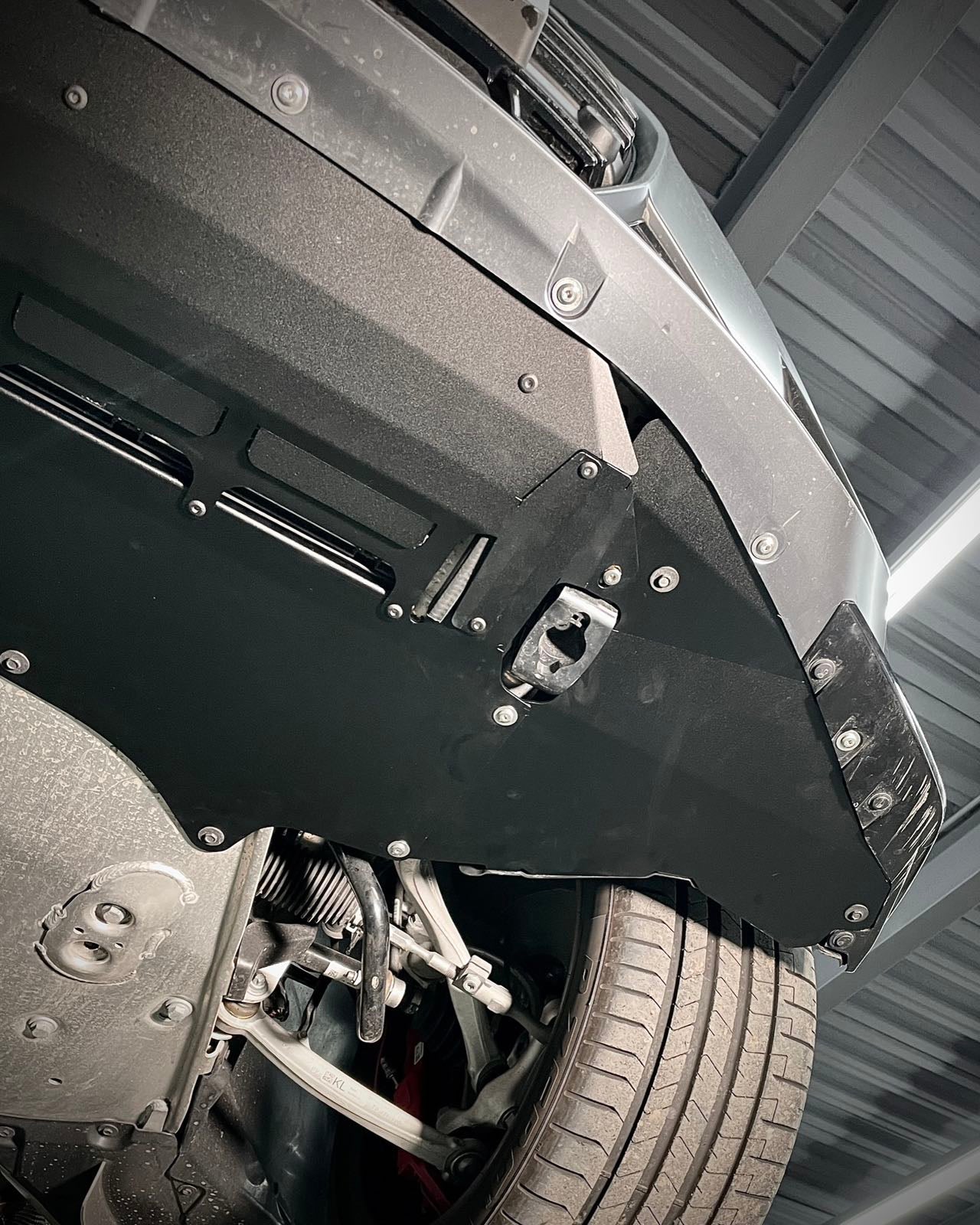 SKID PLATE OIL COOLER GUARD FOR BMW G8X M2/M3/M4 - iilumolab