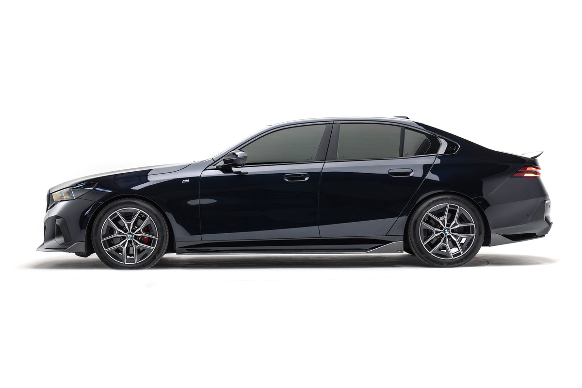 Pre Pregged Carbon Fiber Side Skirts for BMW 5 Series G60 2023+