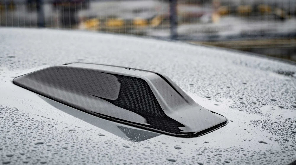 OEM Style Pre Pregged Dry Carbon Fiber Antenna Trim for BMW 4 Series i4 G26 21+ / X1 U11 22+ - iilumolab