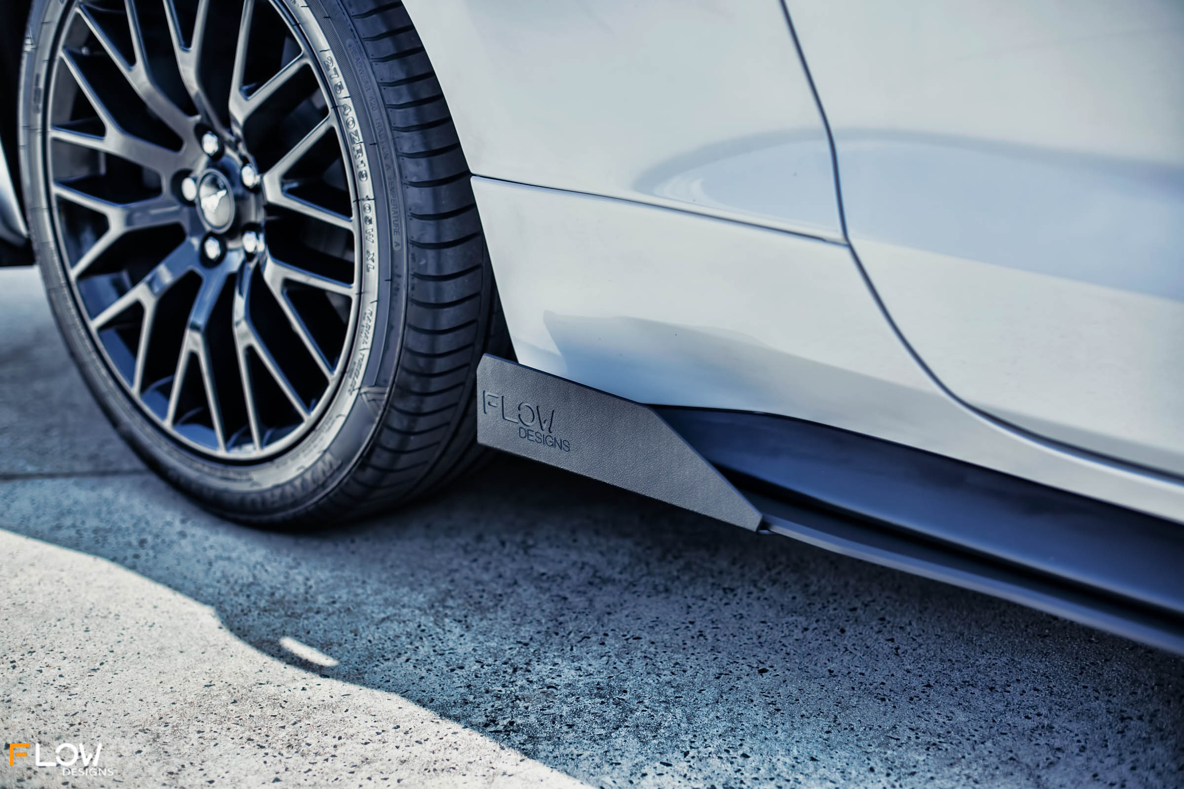 Flow Designs GT Mustang S550 FM Side Skirt Splitters (Pair) - iilumolab