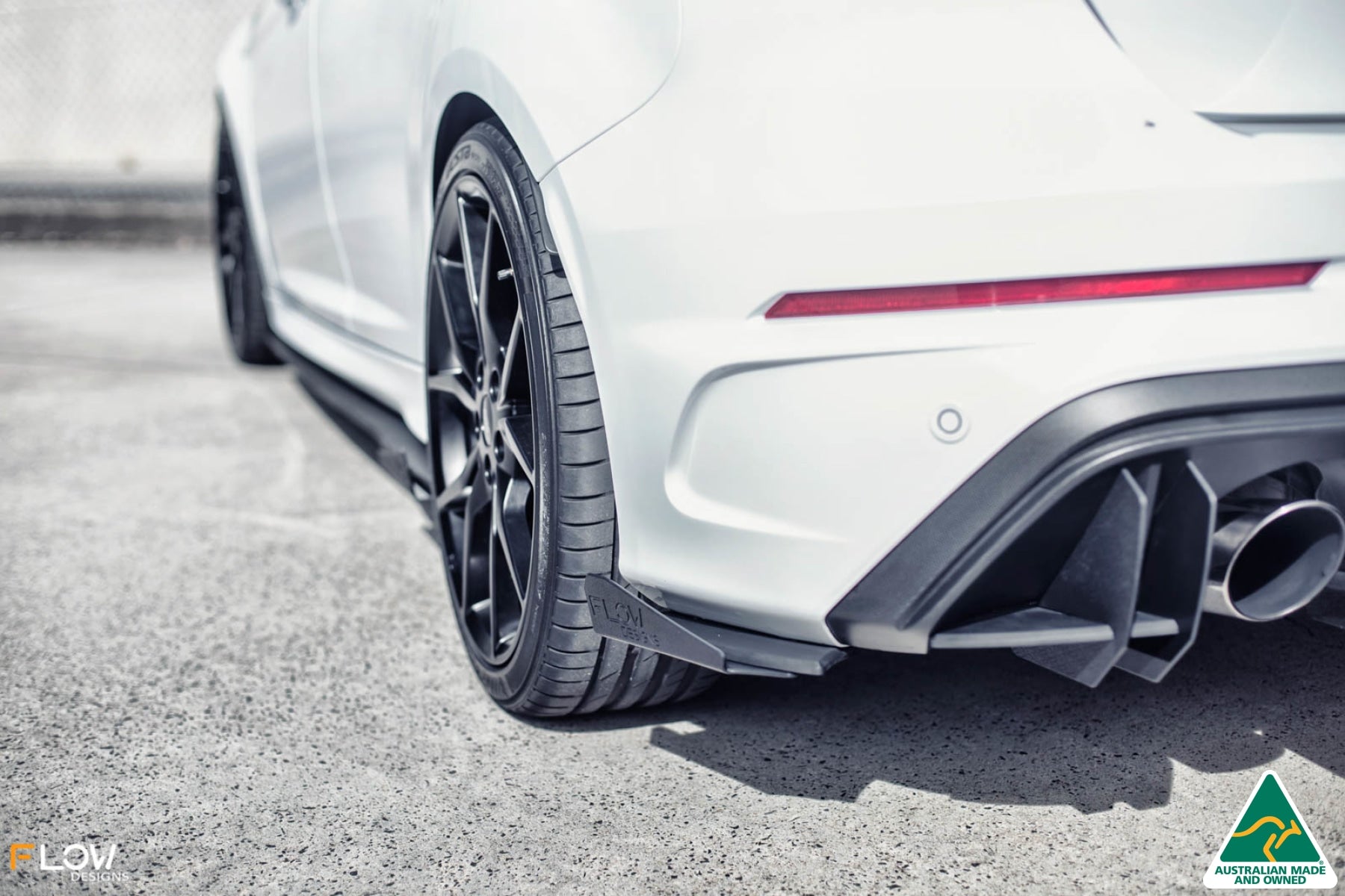 Flow Designs MK3 Focus RS Rear Spats (Pair) - iilumolab