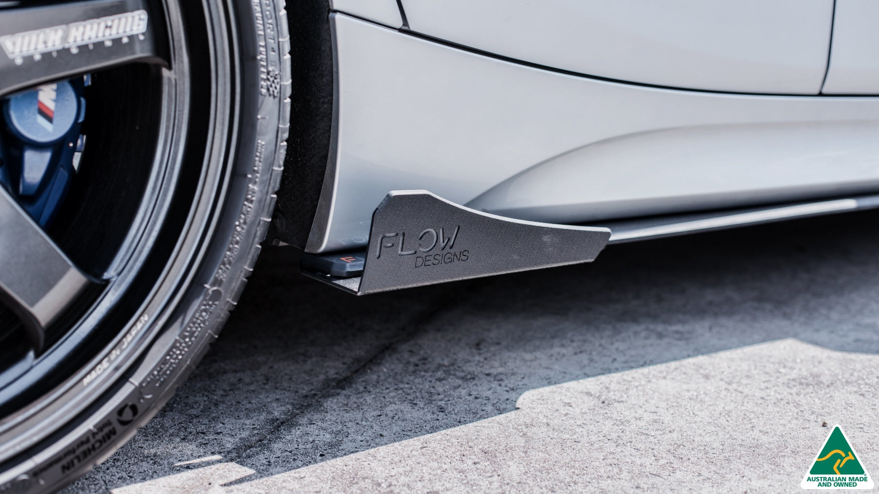 Flow Designs DISCONTINUED SANDED MATTE FINISH - F20 LCI M135 / M140 Side Skirt Splitters V3 (Pair) - iilumolab