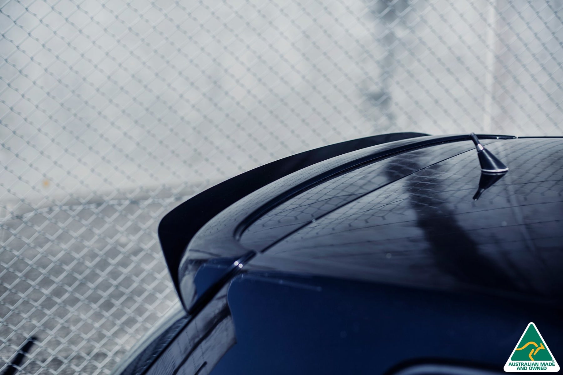 Flow Designs MK5 Golf GTI & R32 Rear Spoiler Extension - iilumolab