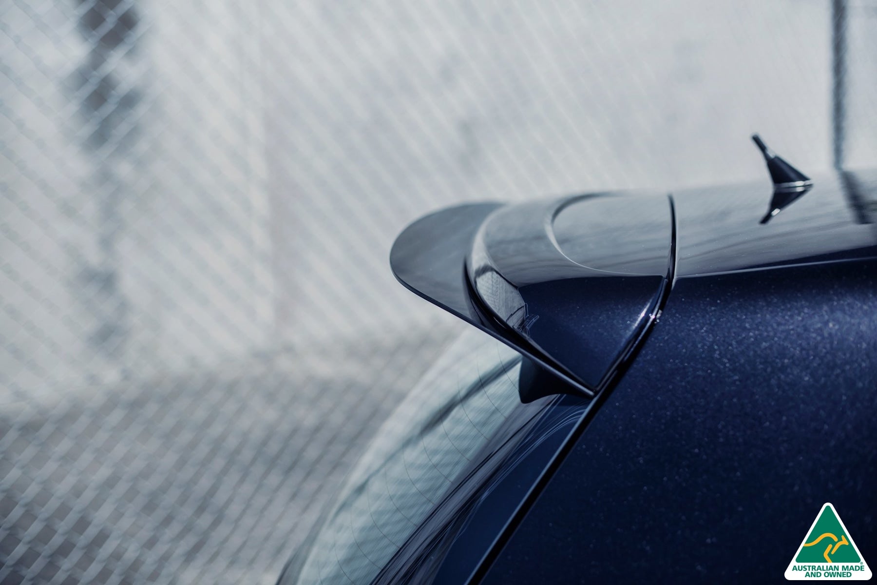 Flow Designs MK5 Golf GTI & R32 Rear Spoiler Extension - iilumolab