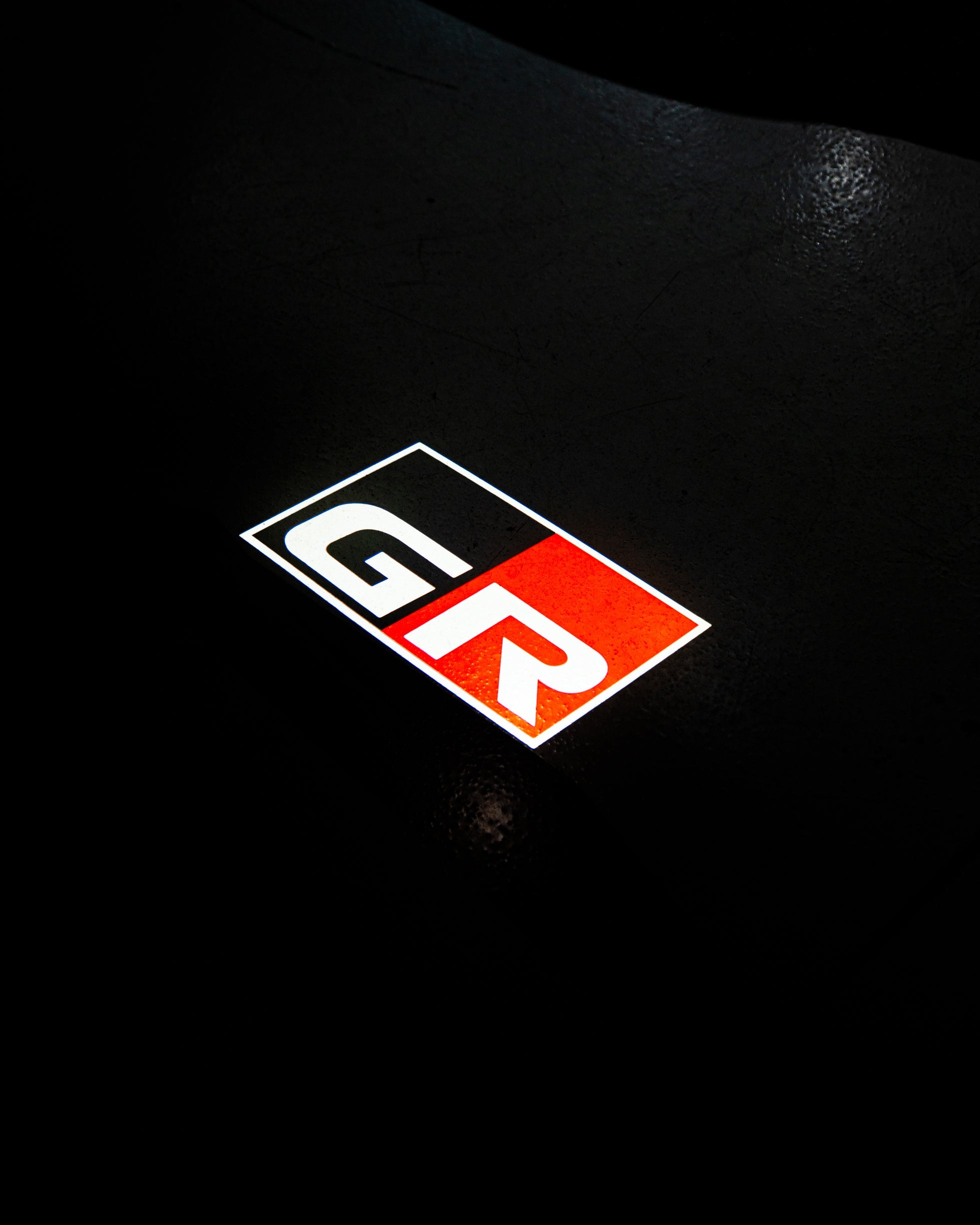LED LOGO DOOR LIGHTS : TOYOTA GR86 (ZN8) - iilumo