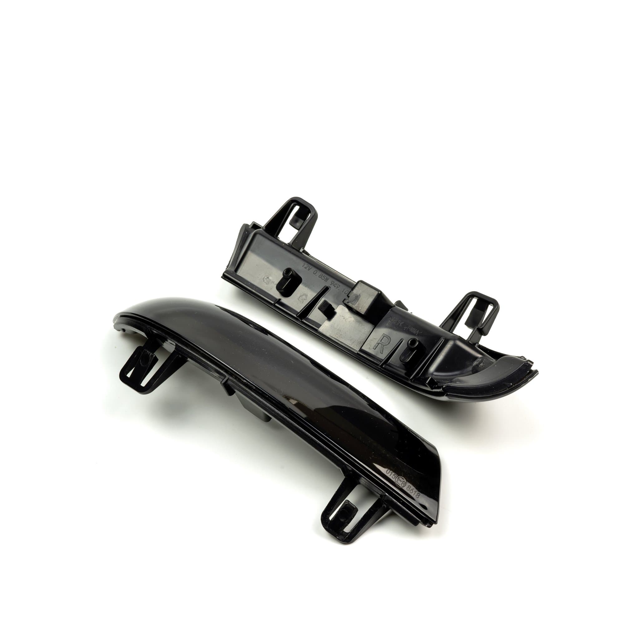 DYNAMIC MIRROR INDICATORS : VW GOLF MK5 / PASSAT B6 - iilumolab