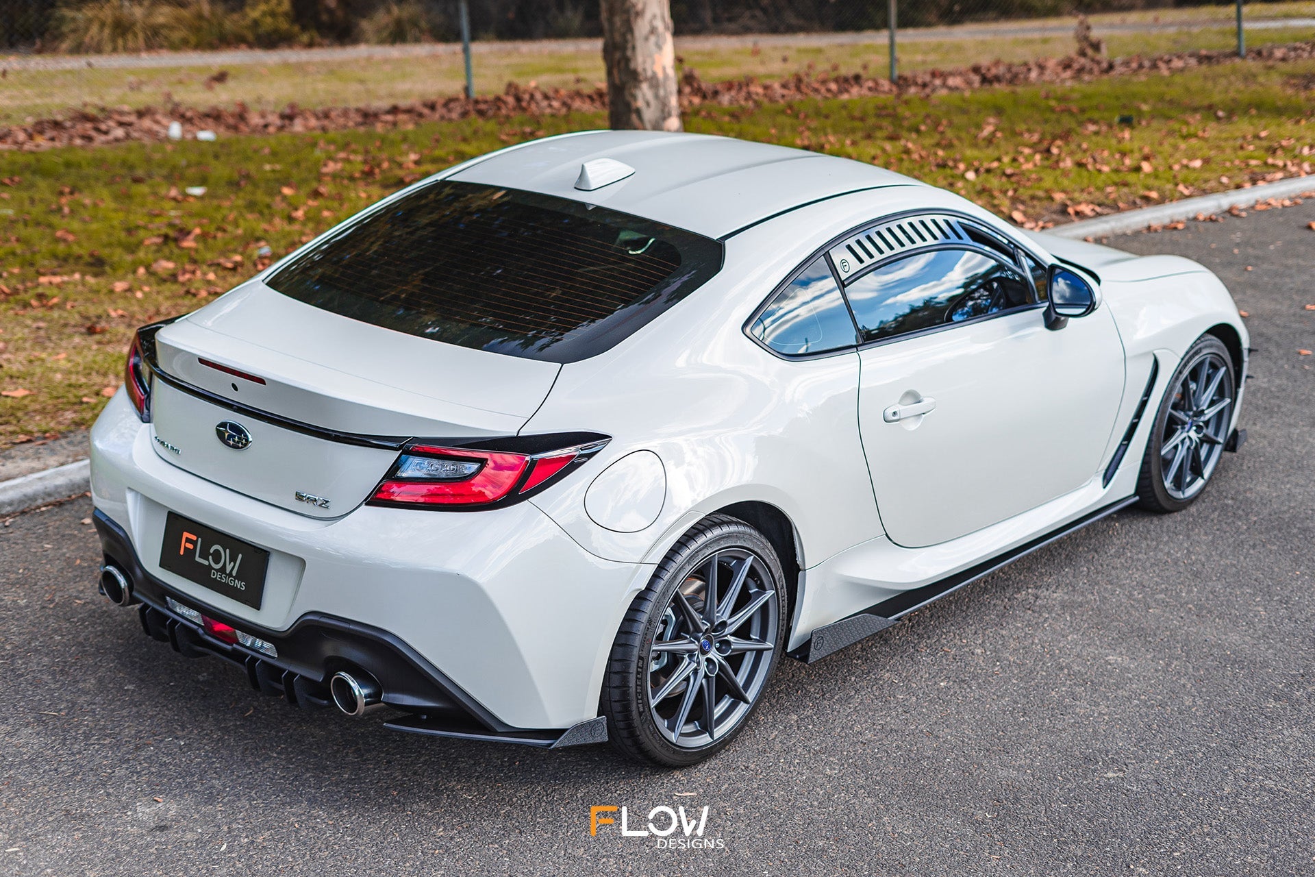 Flow Designs ZD8 BRZ Rear Spats (GLOSS; Pair) - iilumolab