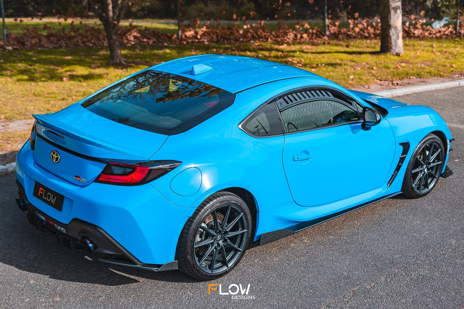 Flow Designs DEMO STOCK - Toyota ZN8 GR86 / Subaru ZD8 BRZ Flow-Lock Rear Diffuser (GLOSS) - iilumolab