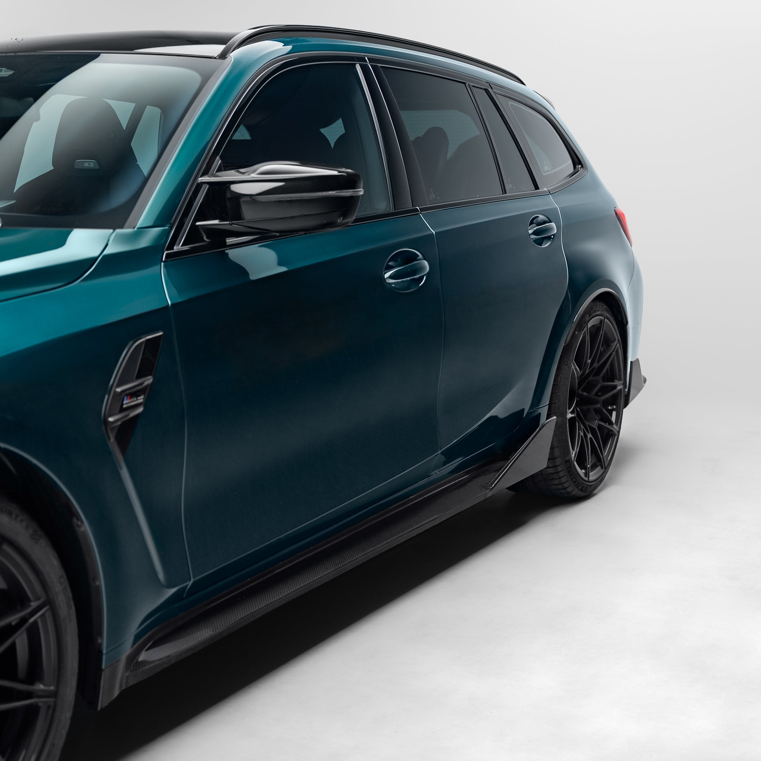 M Performance Style Pre Pregged Dry Carbon Side Skirts for BMW M3 G80 G81 2020+