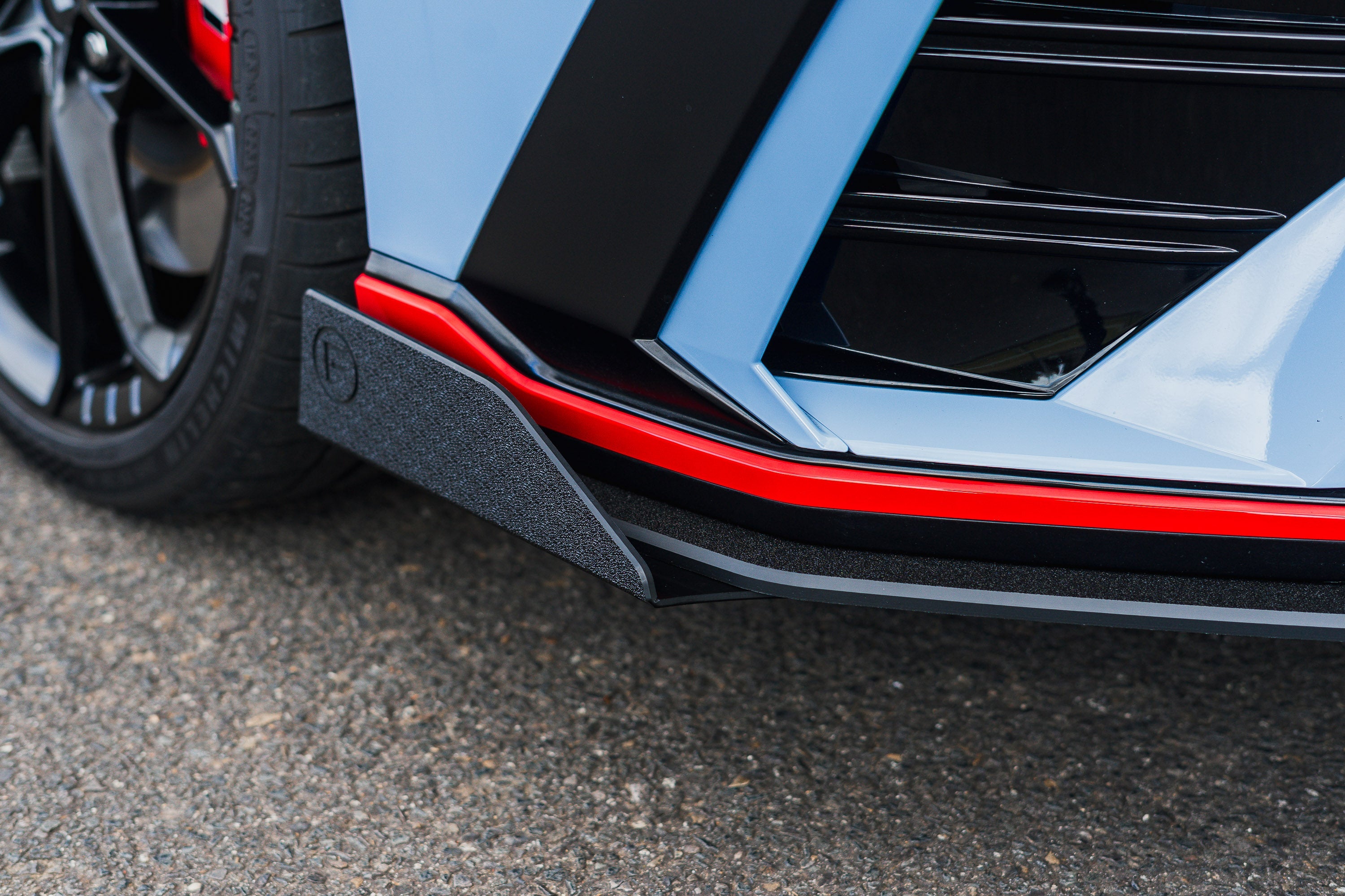 Flow Designs CN7 V2 Elantra N Sedan Facelift V2 - 2024+ Front Lip Splitter & Mounting Brackets (Pair) - iilumolab