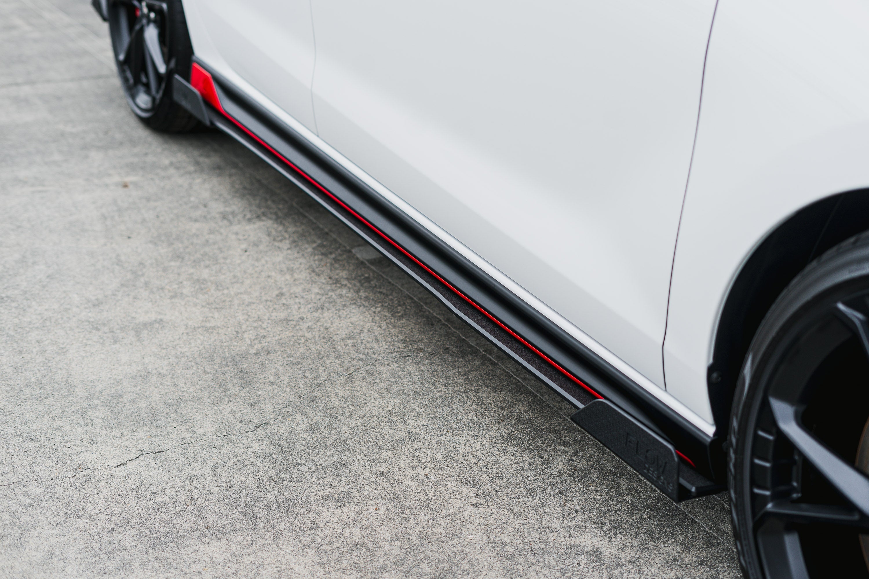 Flow Designs i30N Hatch PDE V6 FL2 2025+ Side Skirt Splitters (Pair) - iilumolab