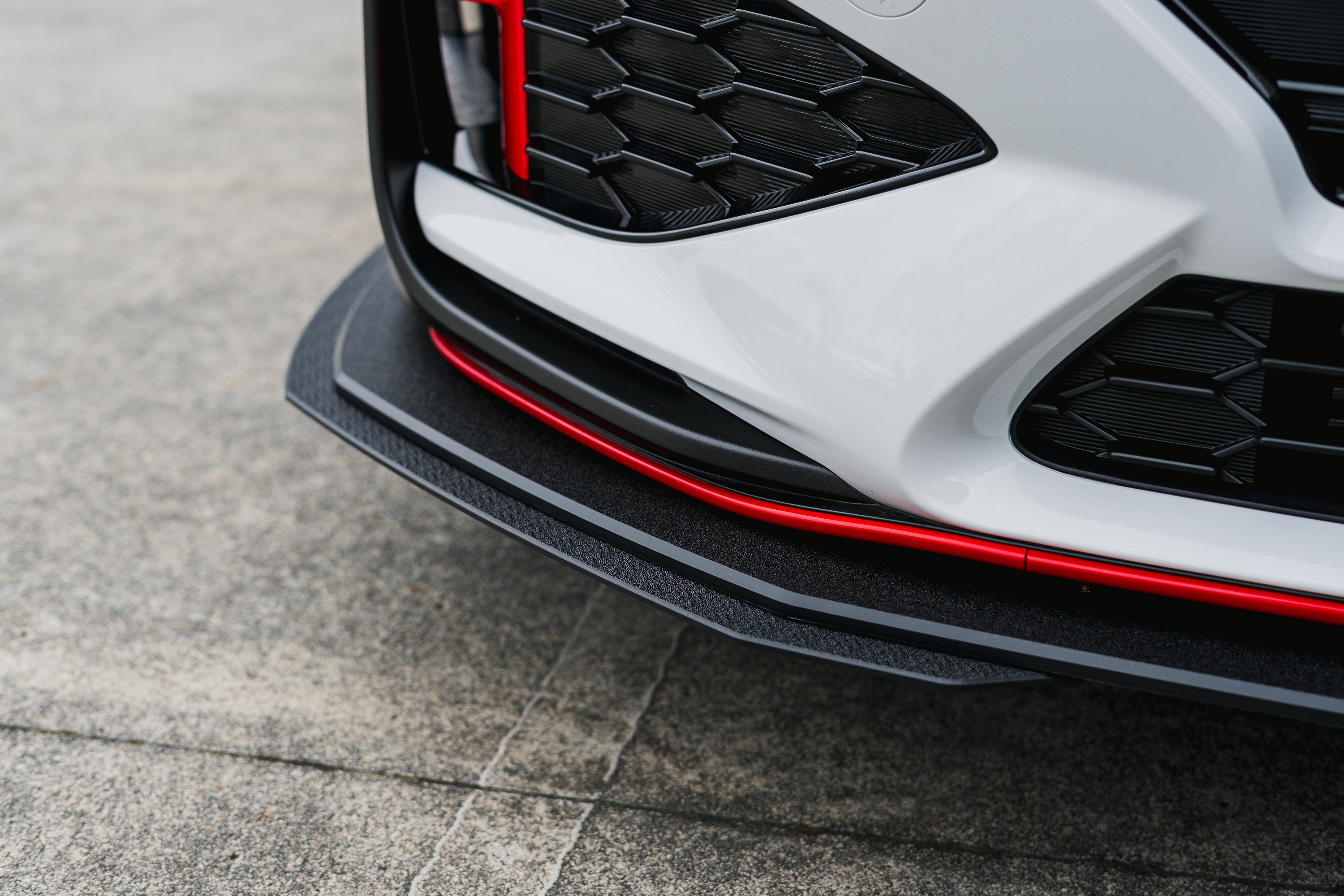 Flow Designs i30N Hatch PDE V6 FL2 2025+ Front Lip Splitter Extensions (Pair) - iilumolab