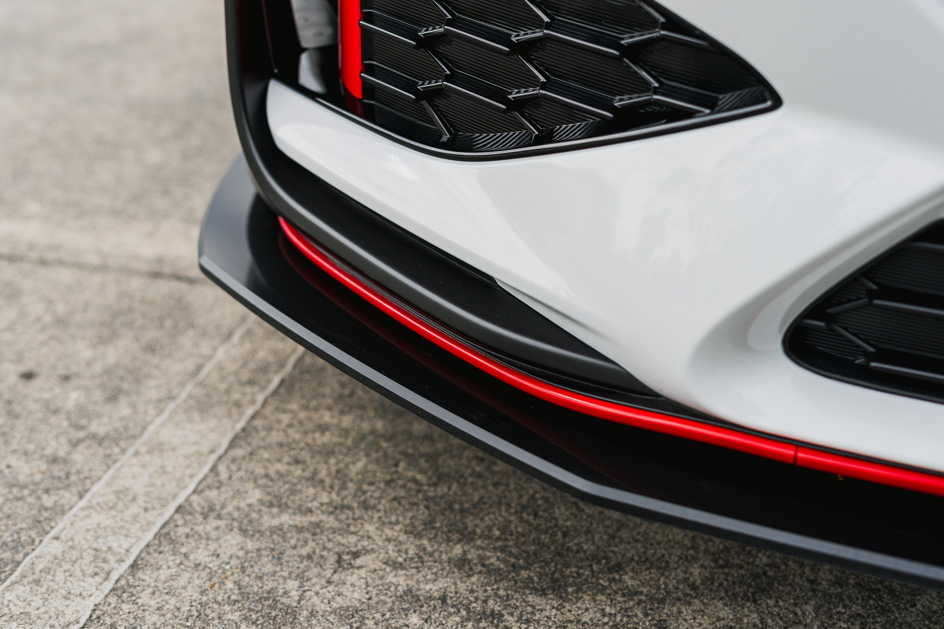 Flow Designs i30N Hatch PDE V6 FL2 2025+ Front Lip Splitter & Reinforcement Brackets - iilumolab