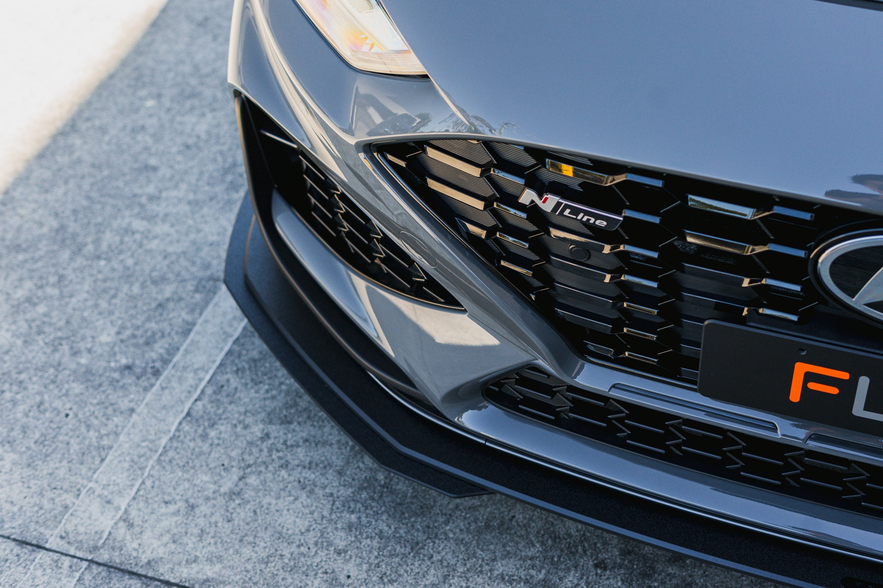 Flow Designs i30N-Line Hatch PDe.V6 FL 2024+ Front Lip Splitter & Reinforcement Brackets - iilumolab