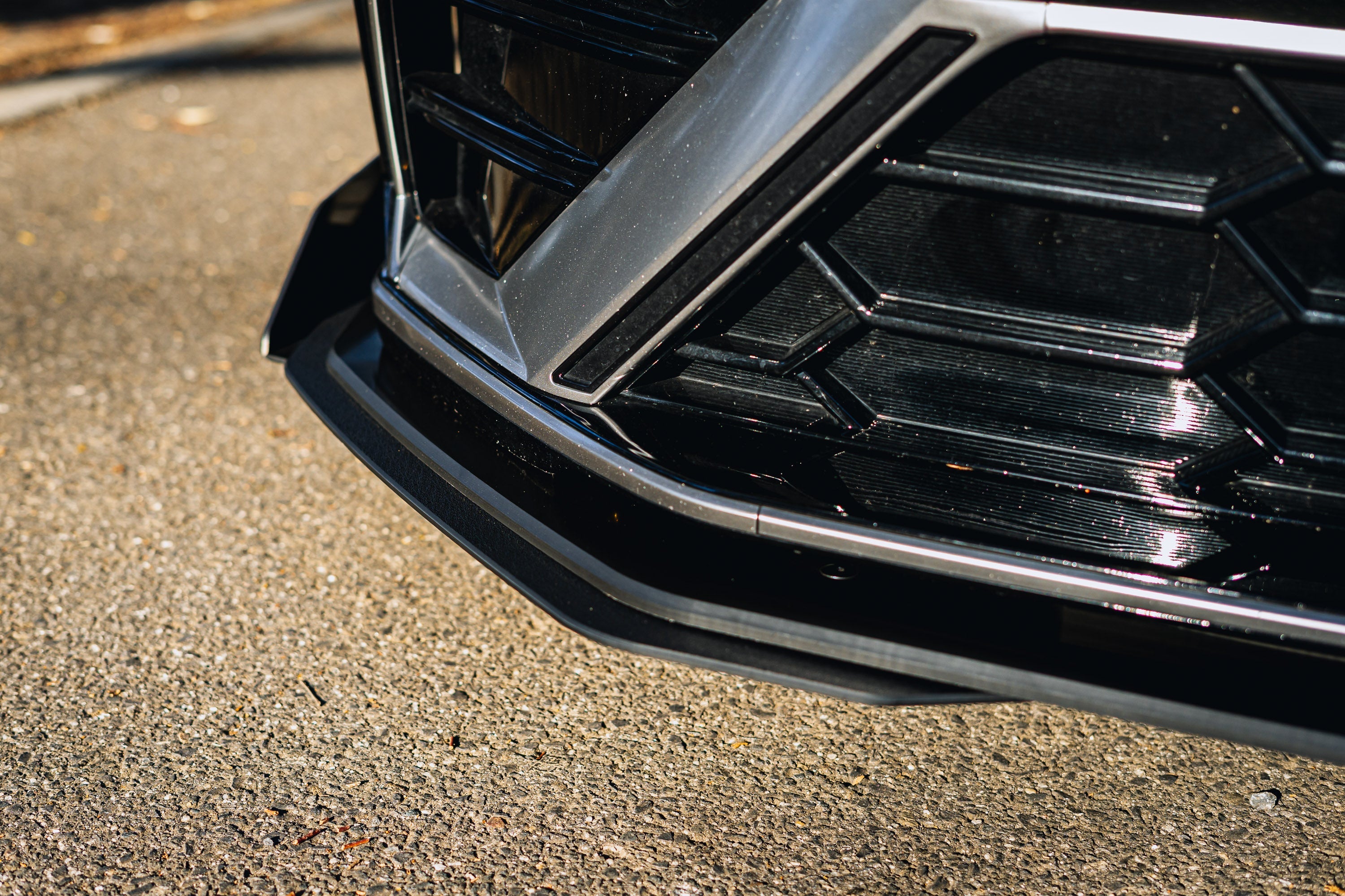 Flow Designs Hyundai CN7 V2 i30 N-Line Sedan FL 2025 Front Lip Splitter & Mounting Brackets (Pair) - iilumolab