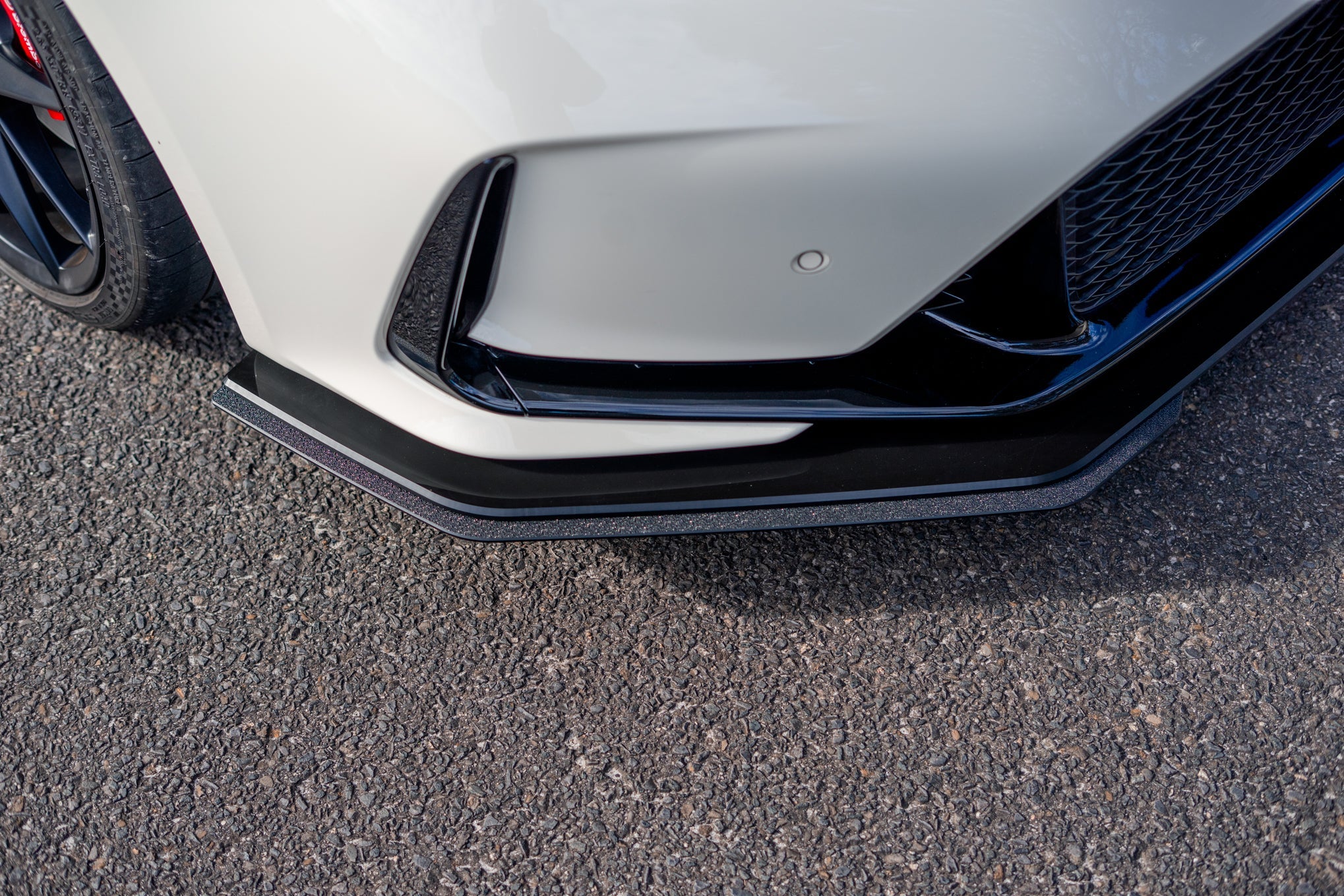 Flow Designs FL5 Civic Type R Front Lip Splitter Extensions (Pair) - iilumolab