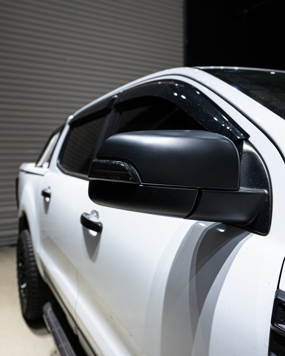 DYNAMIC MIRROR LED : FORD RANGER - iilumo