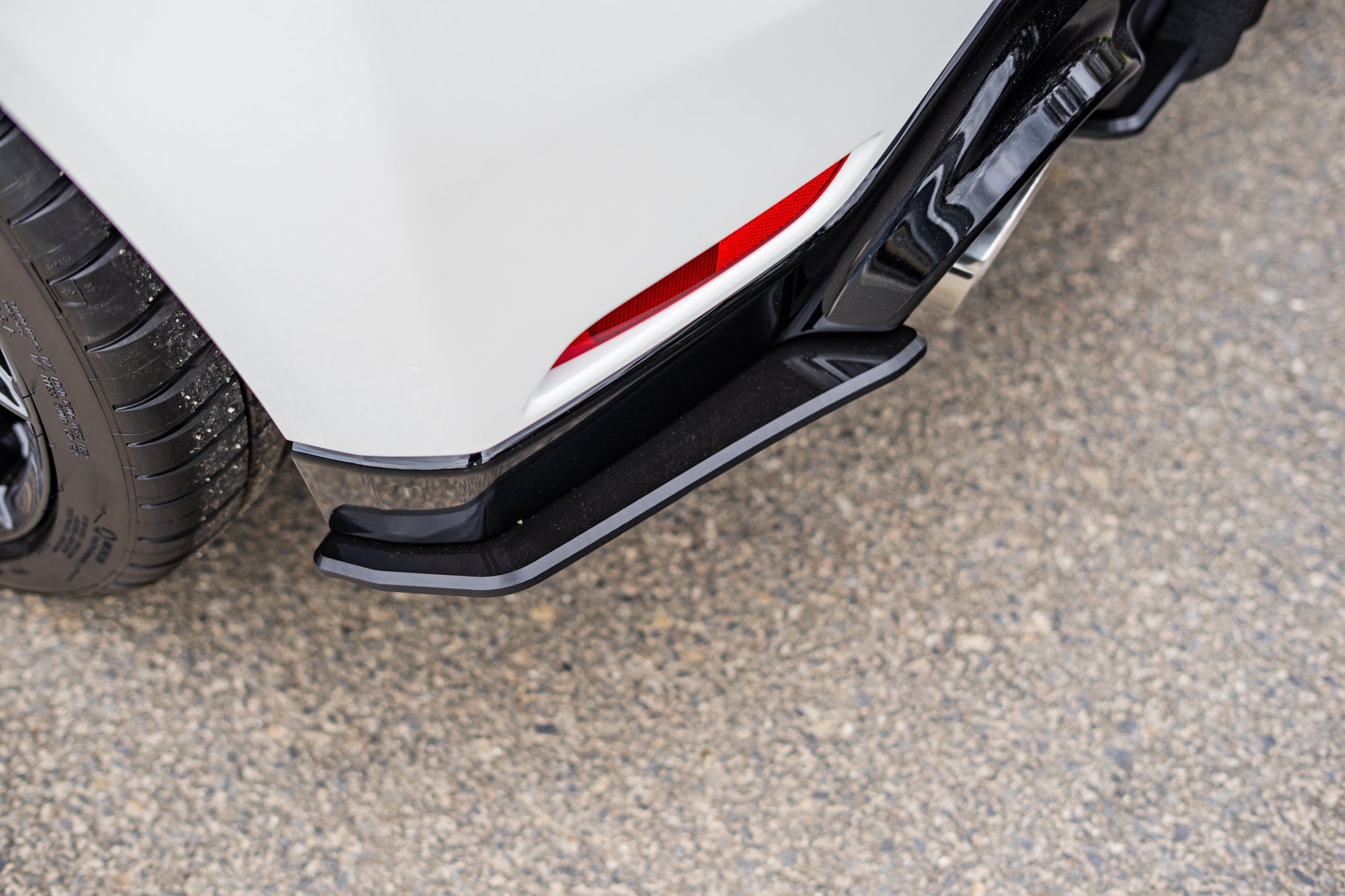 Flow Designs Toyota Yaris GR Gen2 2025 Rear Spats (Pair) - iilumolab