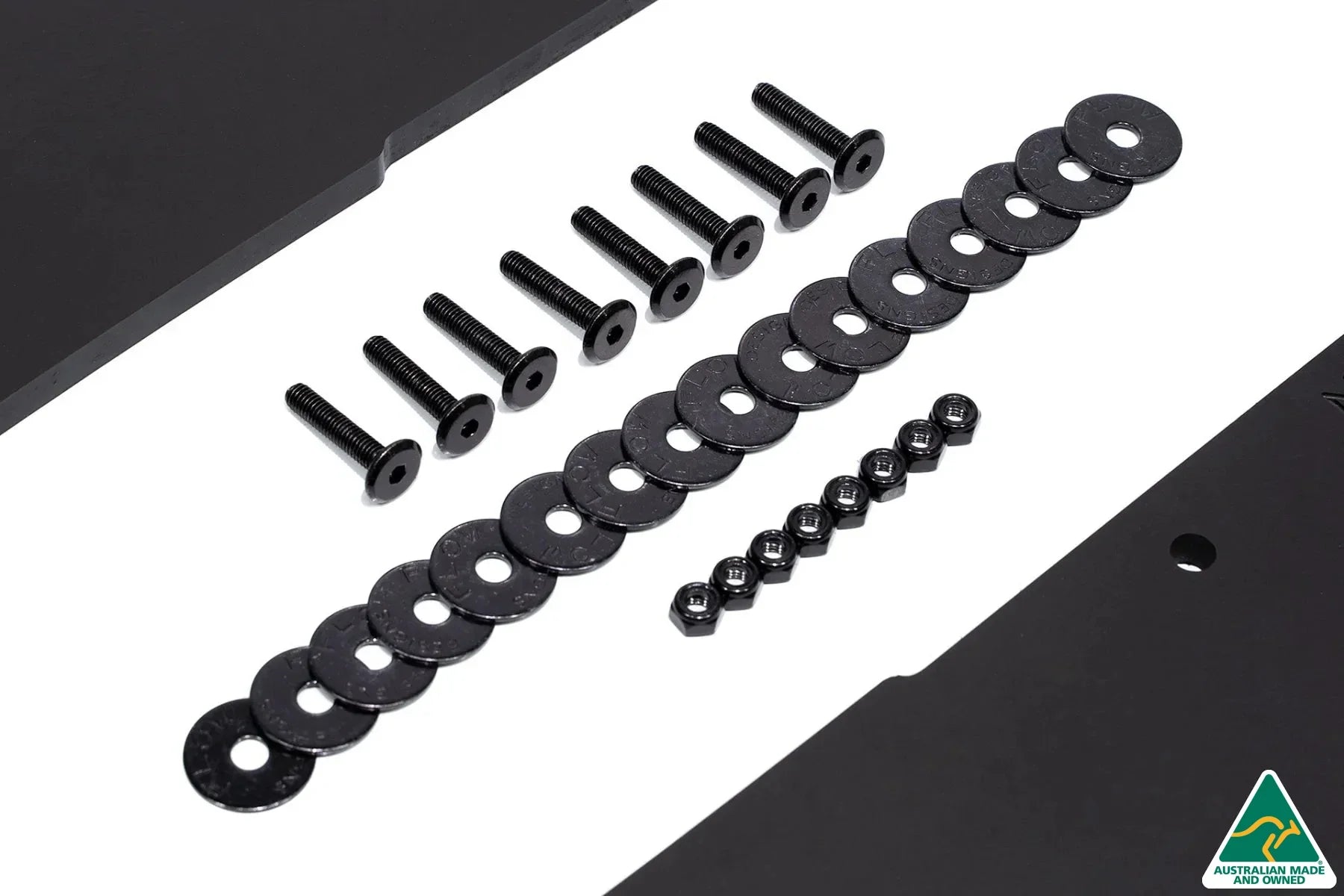 VF Commodore S2 Sedan Rear Spats (Pair) - iilumolab