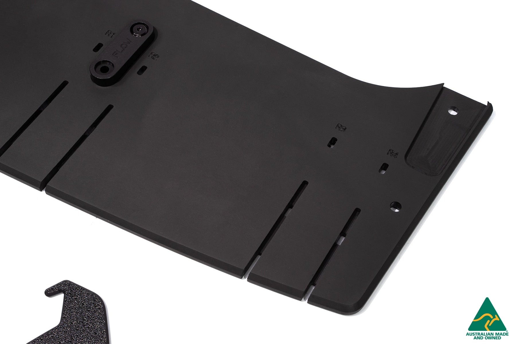 Flow Designs VF Commodore S1 Wagon Flow-Lock Rear Diffuser - iilumolab