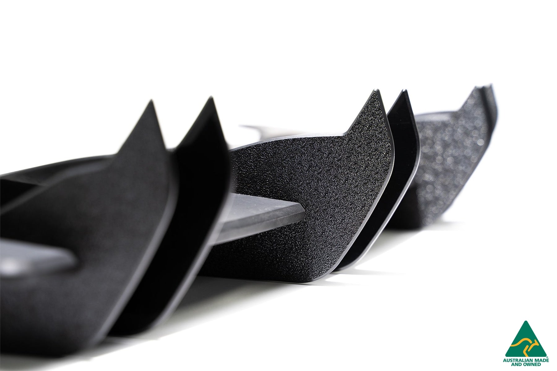 Flow Designs VF Commodore S2 Sedan Flow-Lock Rear Diffuser - iilumolab