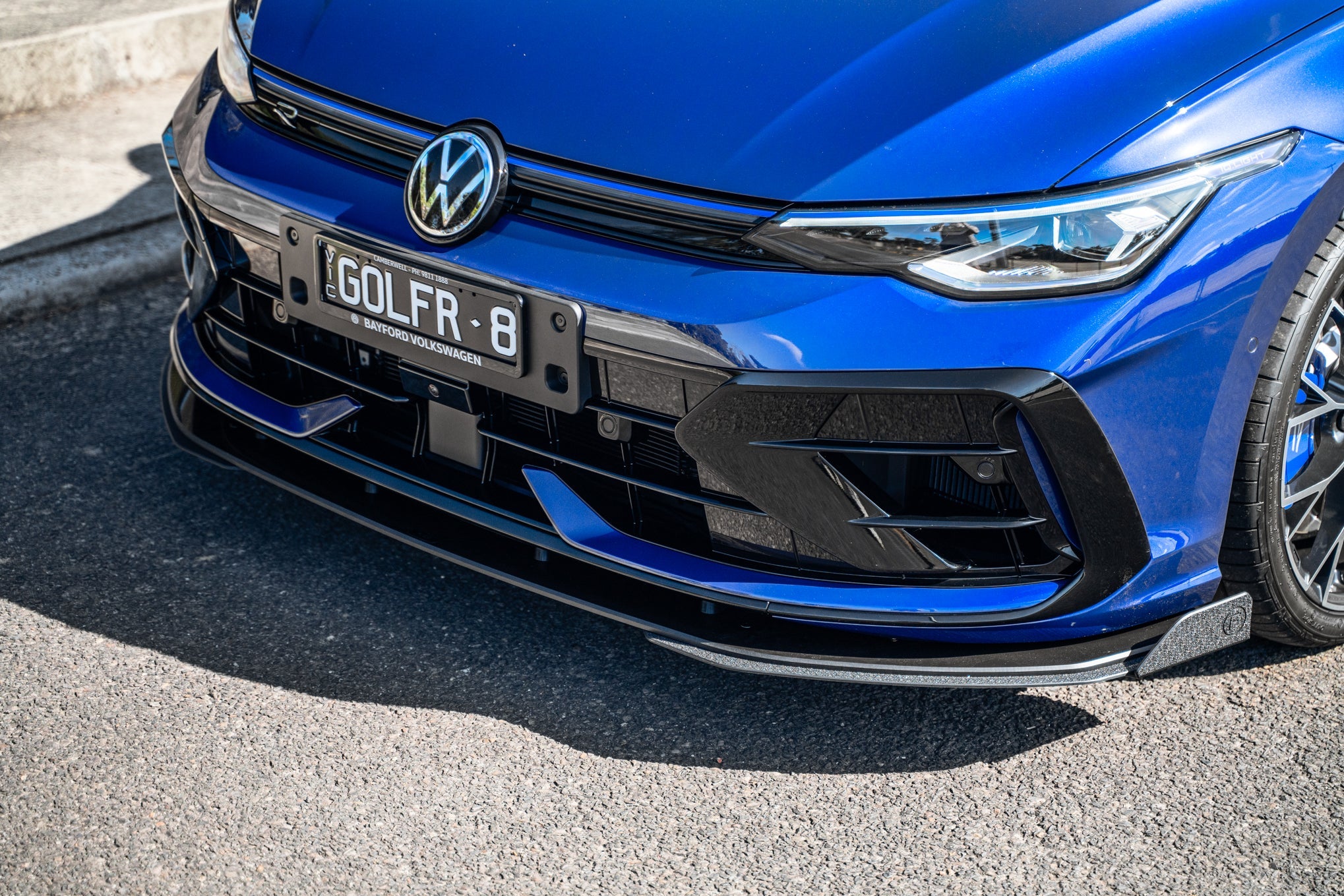 Flow Designs MK8.5 Golf R Chassis Mounted Front Lip Splitter - iilumolab