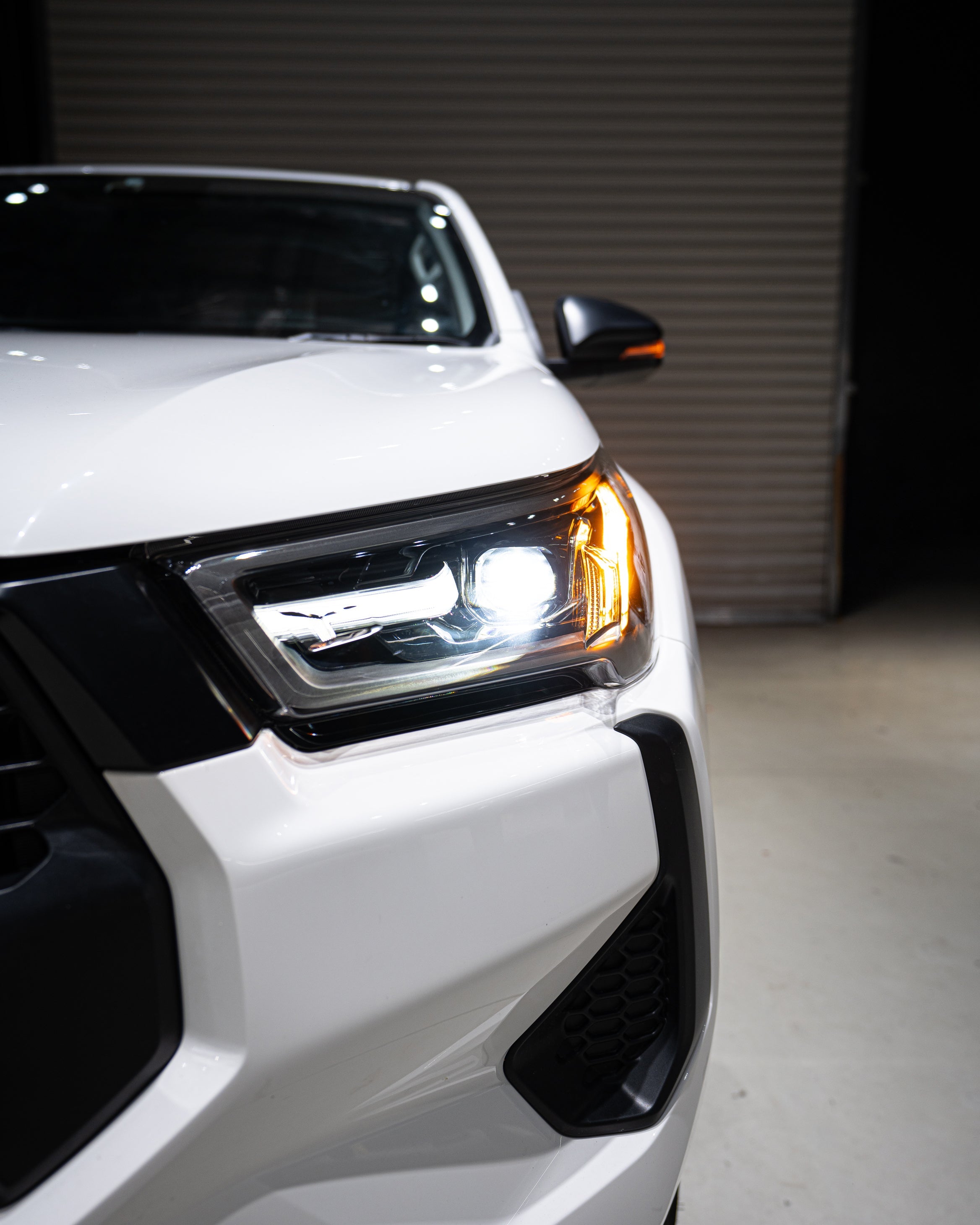 2021-2024 TOYOTA HILUX LED HEADLIGHTS