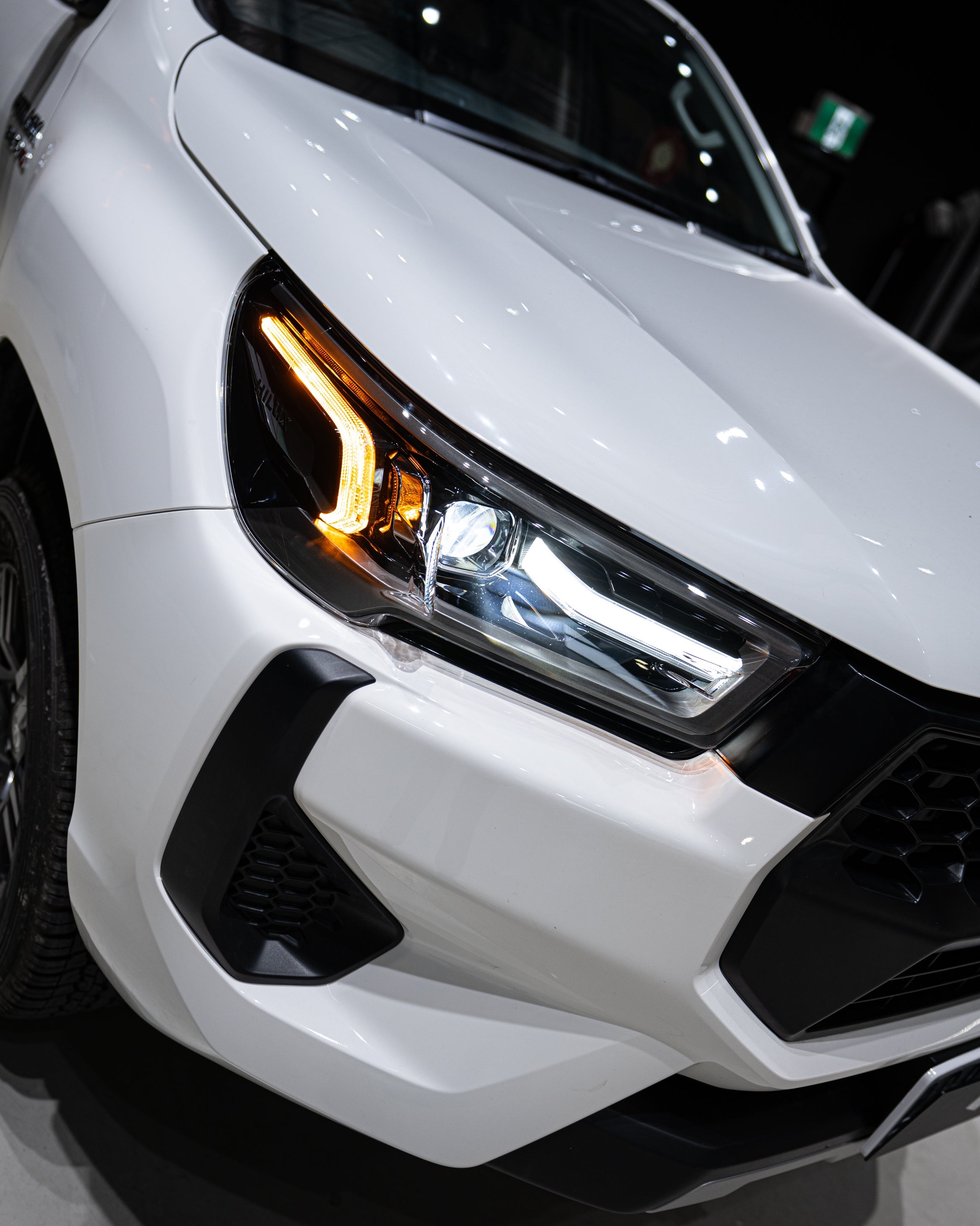 2021-2024 TOYOTA HILUX LED HEADLIGHTS