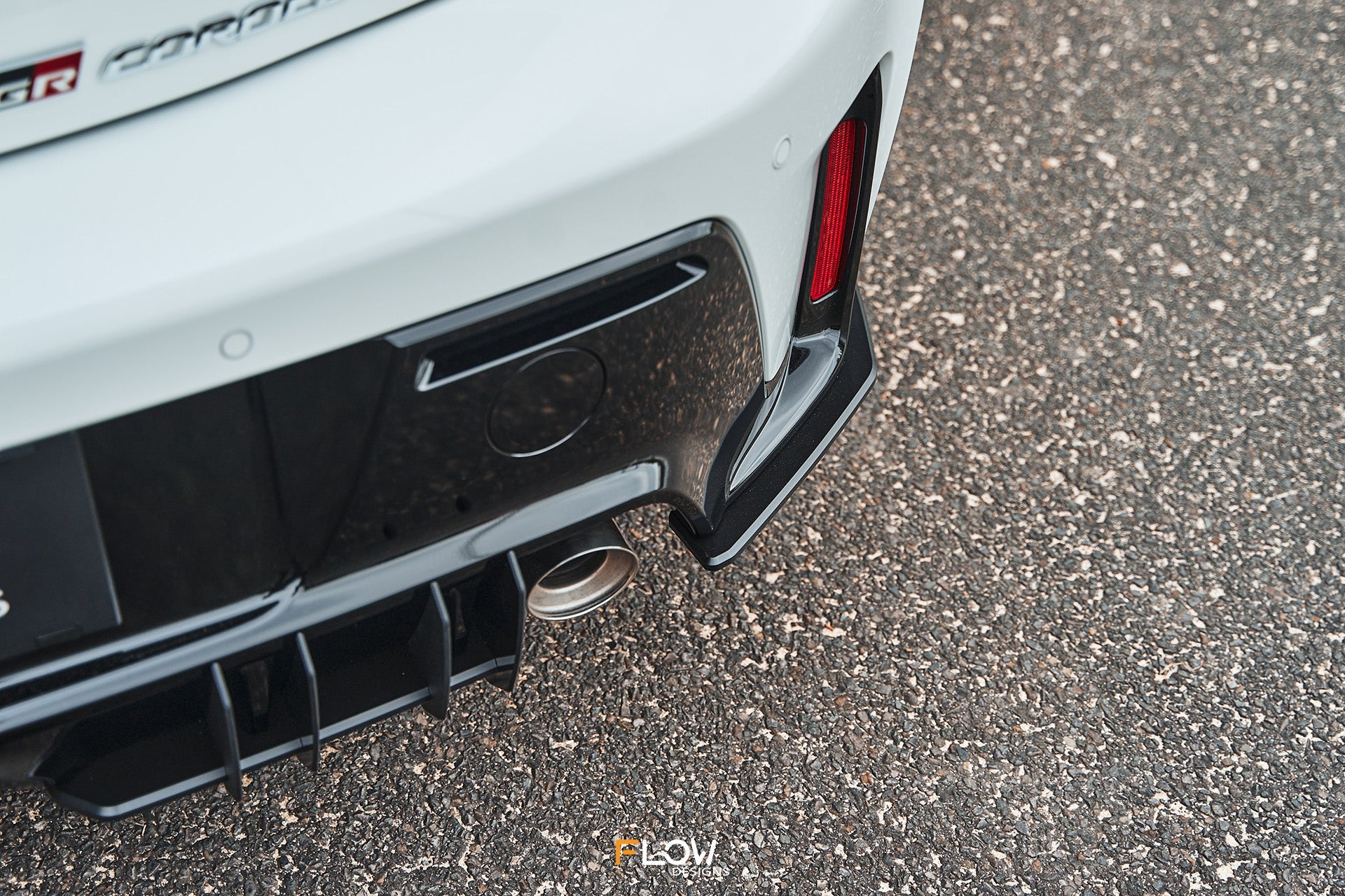 Flow Designs Corolla GR Rear Spats (GLOSS; Pair) - iilumolab