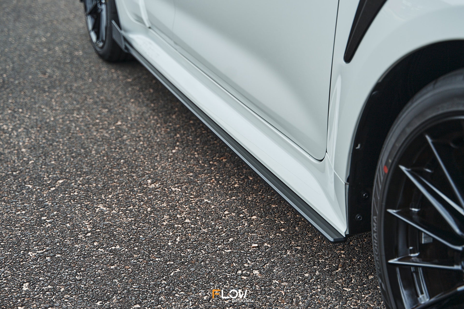 Flow Designs Corolla GR Side Skirt Splitters (GLOSS: Pair) - iilumolab