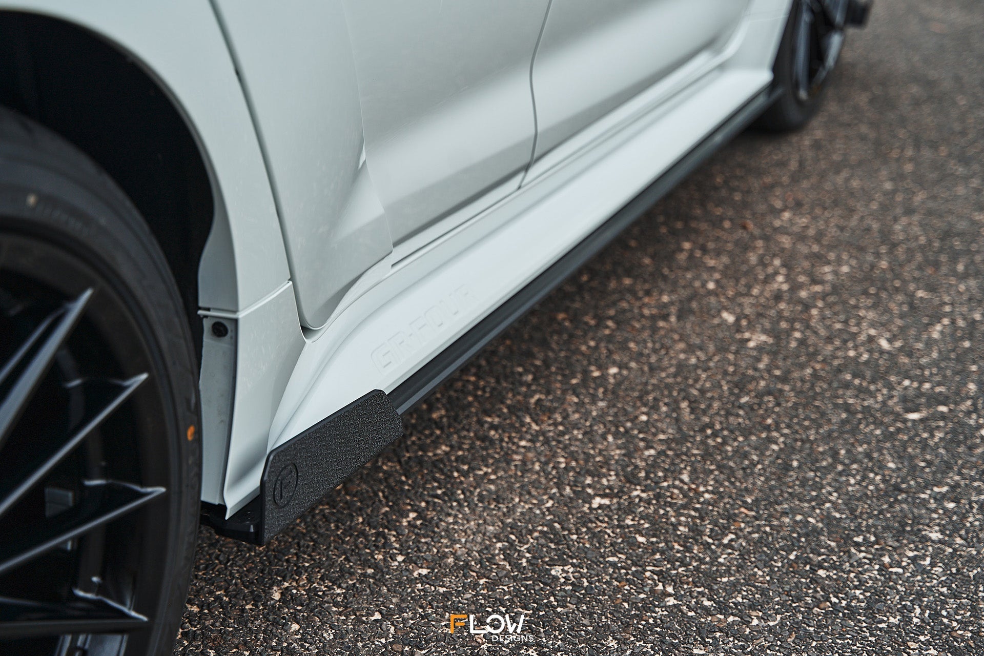 Flow Designs Corolla GR Side Skirt Splitters (GLOSS: Pair) - iilumolab