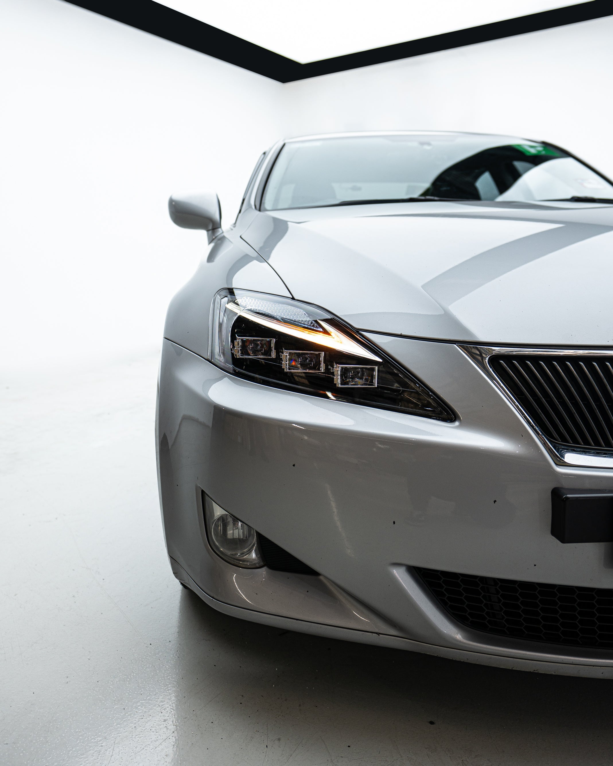 2006-2013 LEXUS IS250 IS350 ISF SEQUENTIAL LED HEADLIGHTS V2 - iilumo