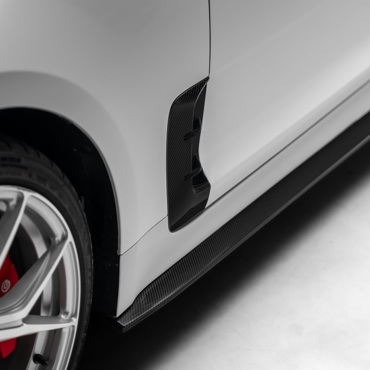 MP Speed Style Dry Carbon Fender Vents for KIA Stinger CK 2017+