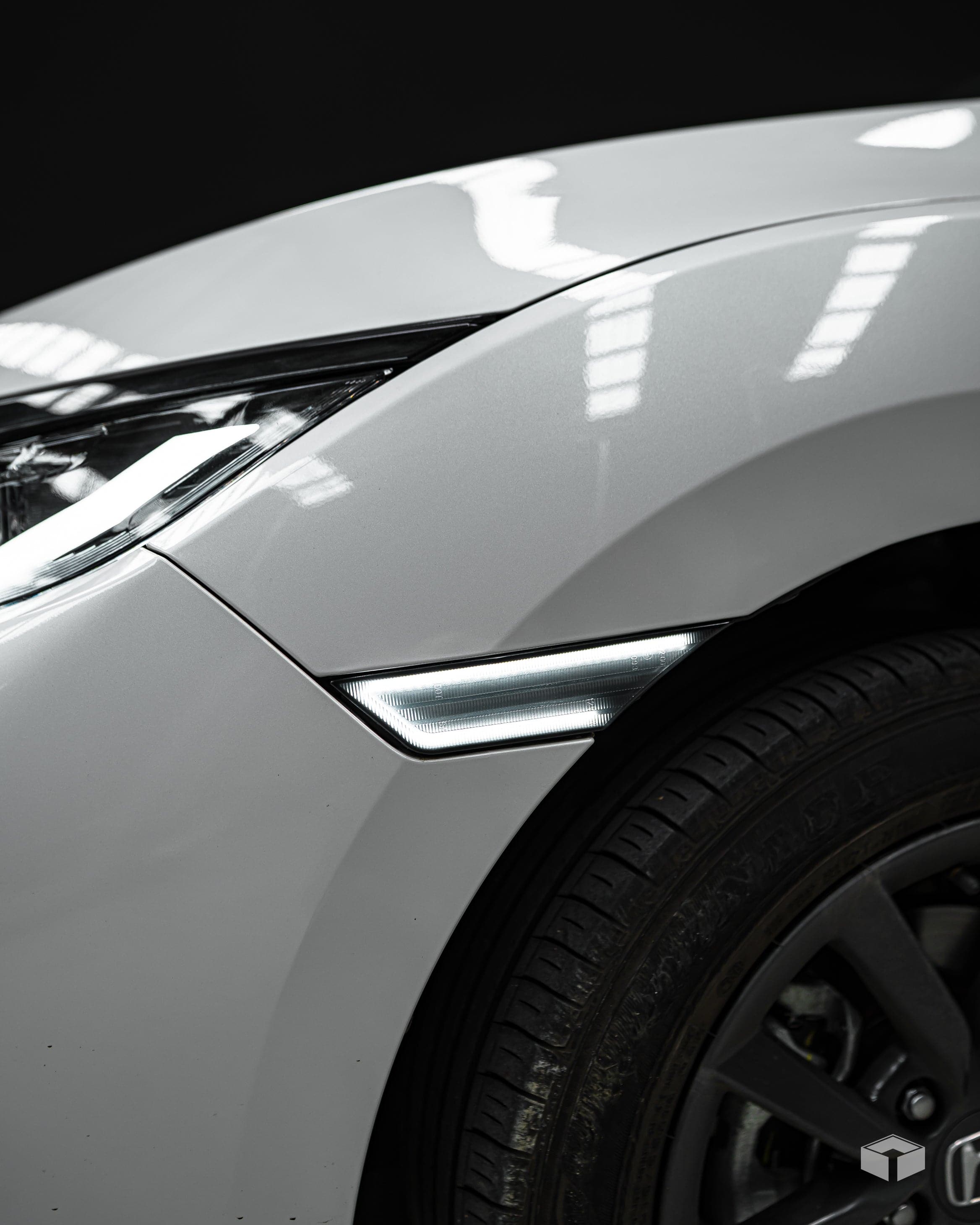 DYNAMIC LED SIDE MARKERS : HONDA CIVIC (10TH GEN) - iilumolab