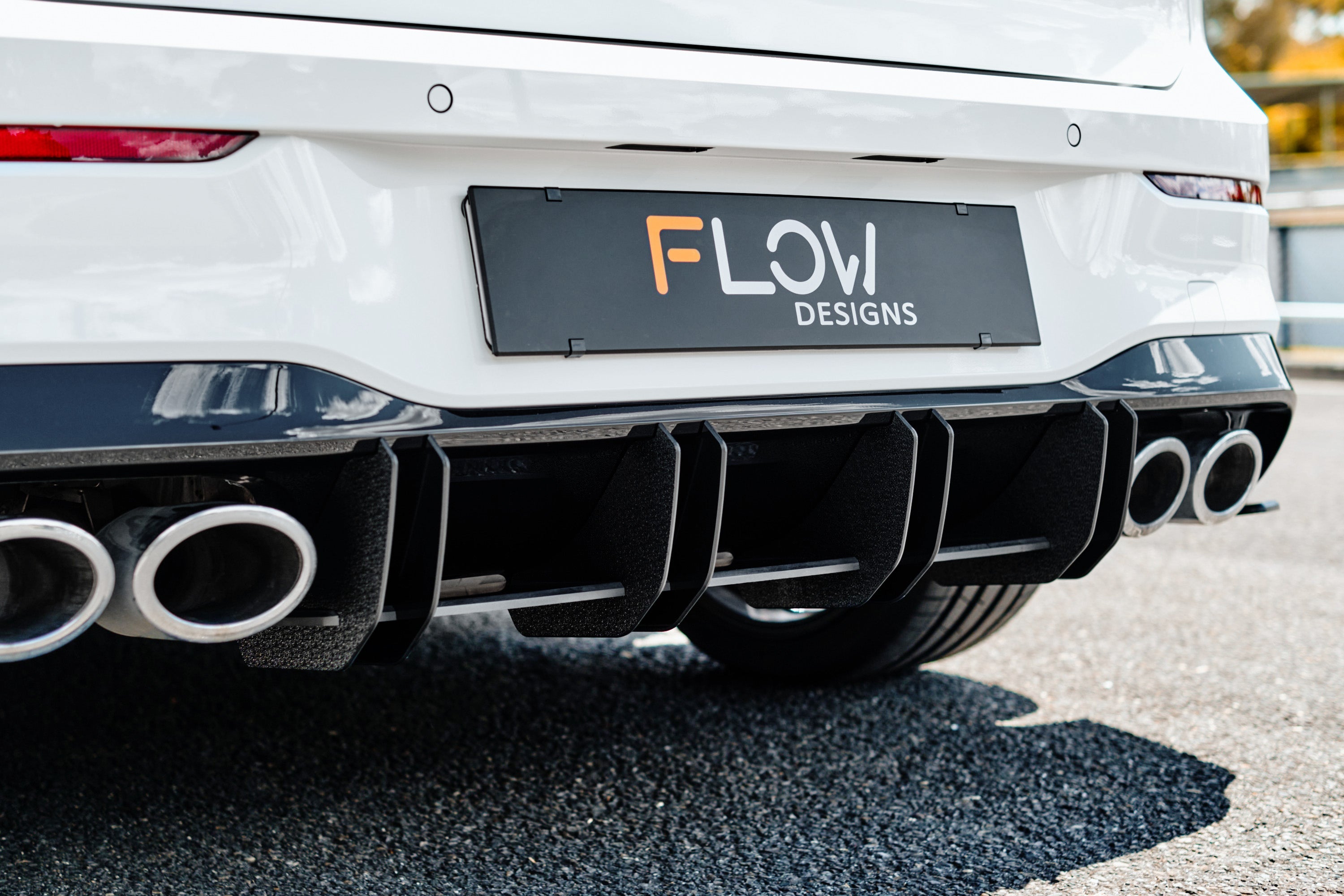 Flow Designs MK8 Golf R Flow-Lock Rear Diffuser - iilumolab