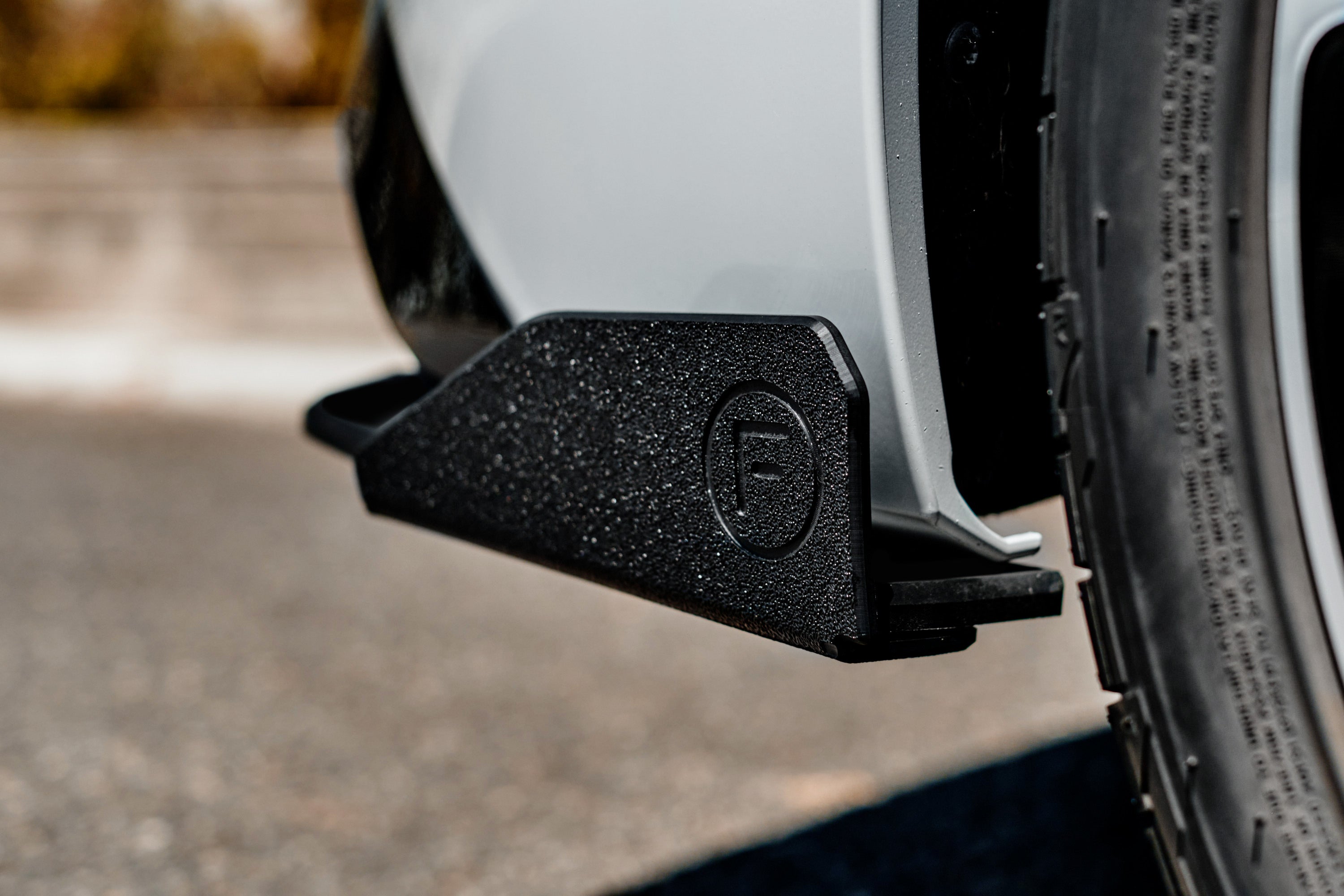 Flow Designs EX-DISPLAY - MK8 Golf R Rear Spats (Pair) - GLOSS BLACK - iilumolab