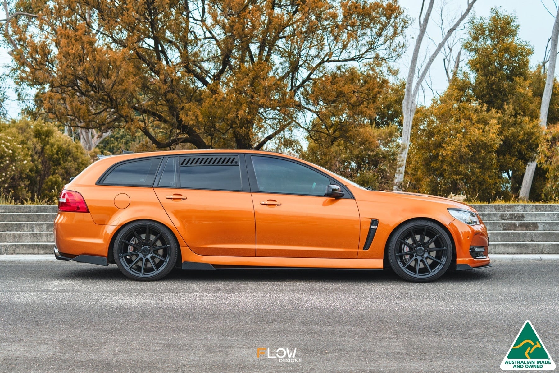 VF Commodore S2 Wagon Front Lip Splitter Winglets (Pair) - iilumolab