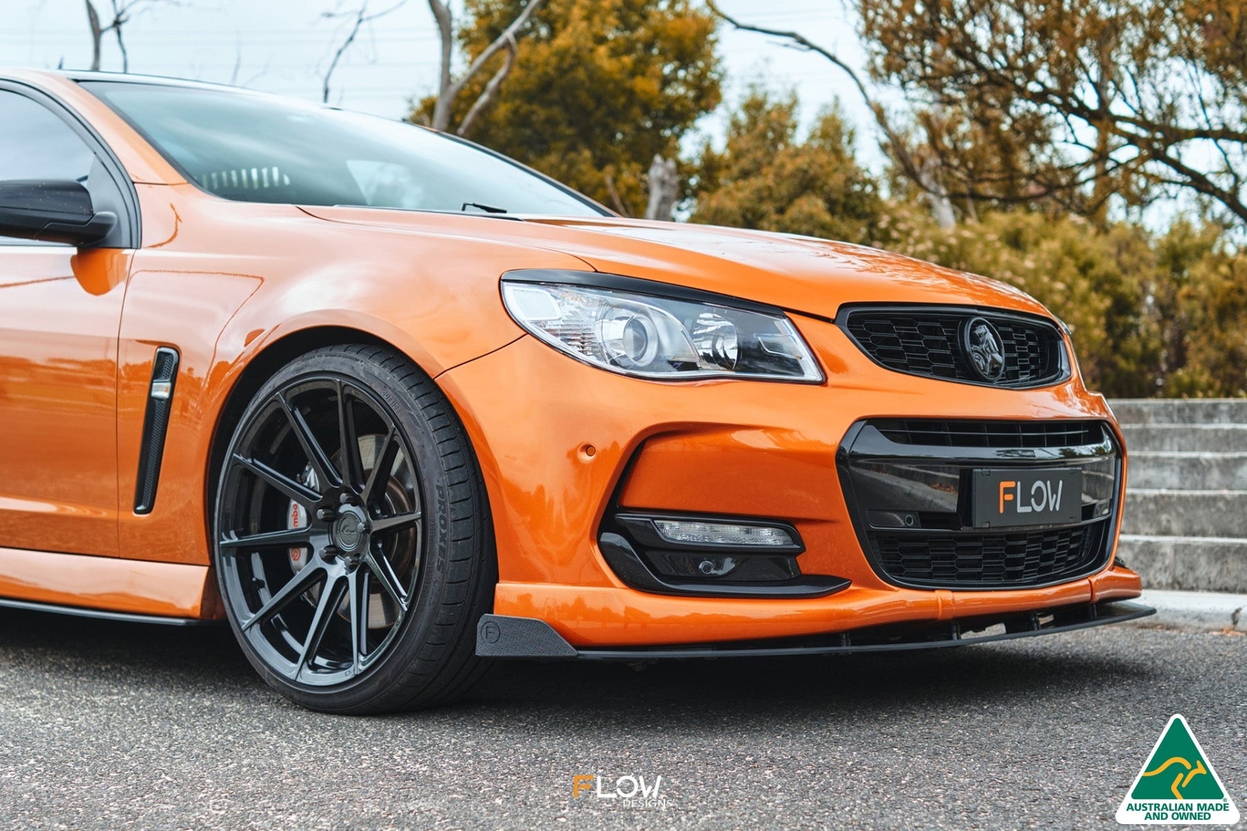 Flow Designs VF Commodore S2 Wagon Front Lip Splitter Winglets (Pair) - iilumolab