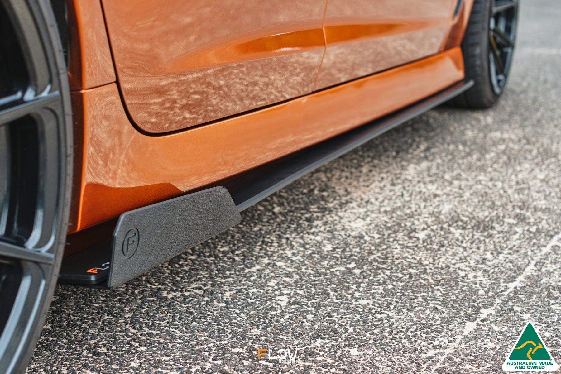 Flow Designs VF Commodore S2 Wagon Side Skirt Splitters (Pair) - iilumolab