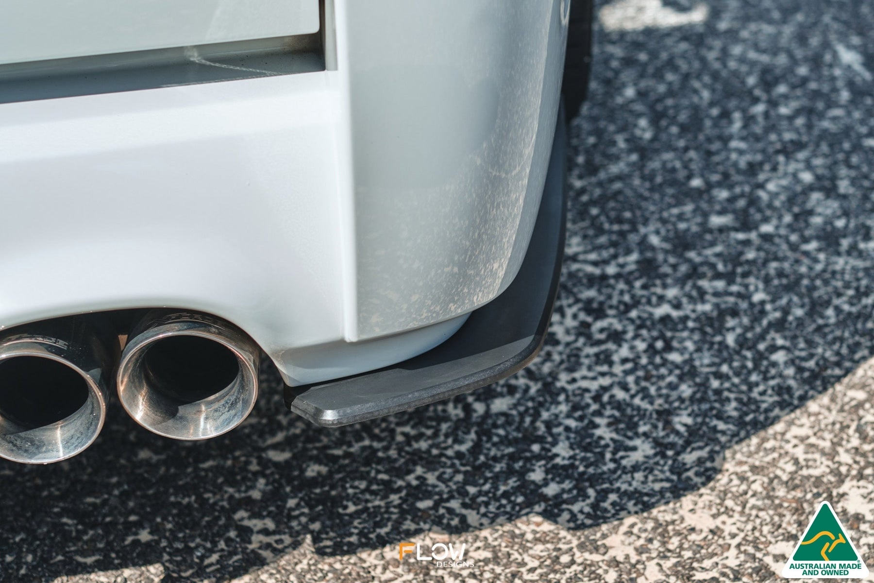 Flow Designs VF Commodore S2 Ute Rear Spats (Pair) - iilumolab