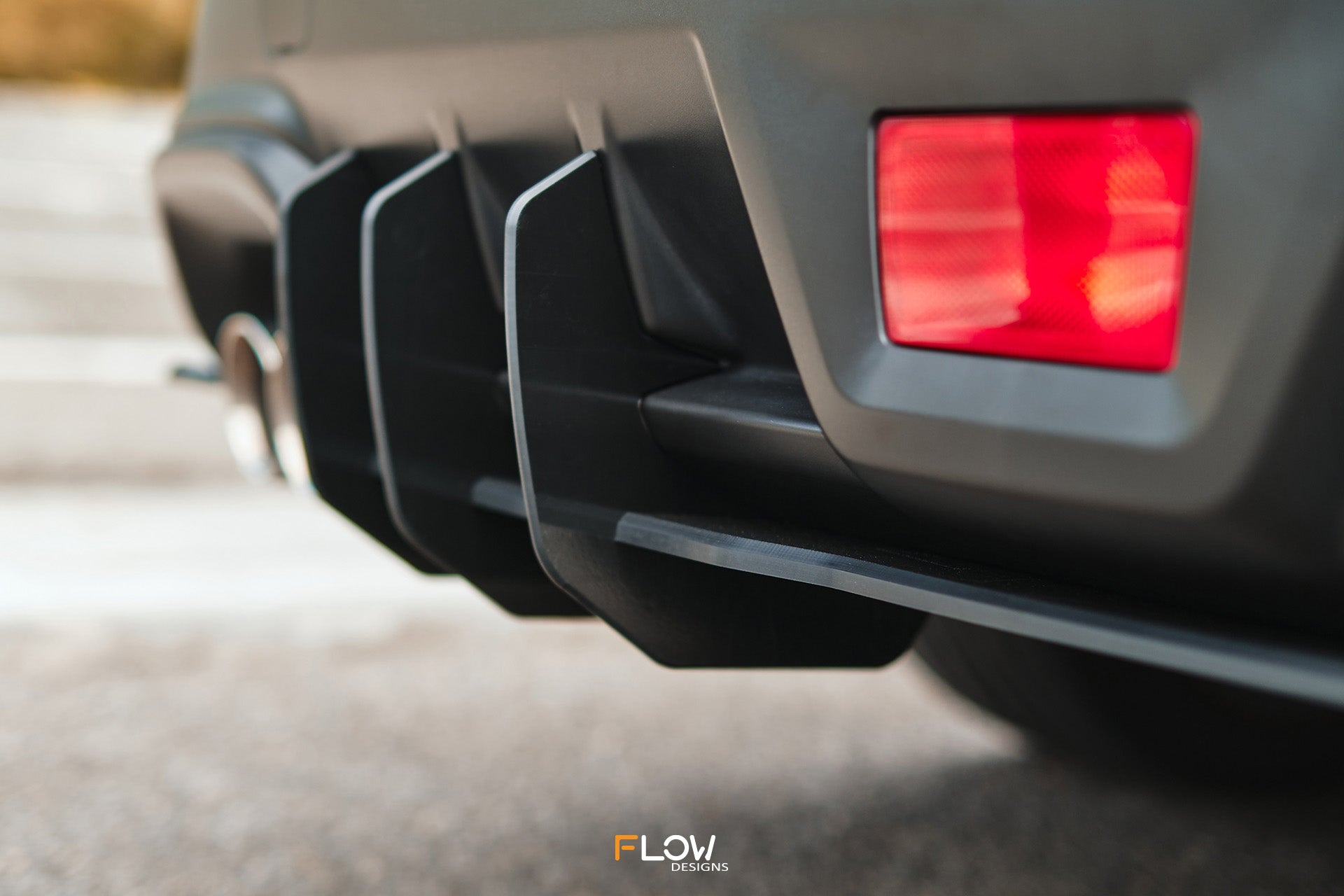 Flow Designs VB WRX Flow-Lock Rear Diffuser (TEXTURED) - iilumolab
