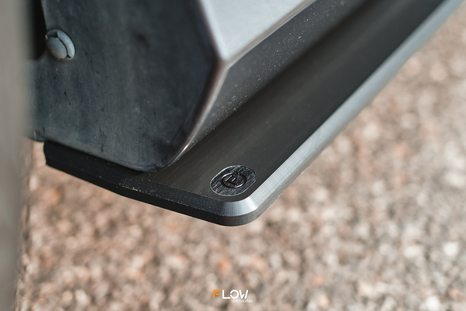 Flow Designs Falcon FGX Side Skirt Splitters (GLOSS: Pair) - iilumolab