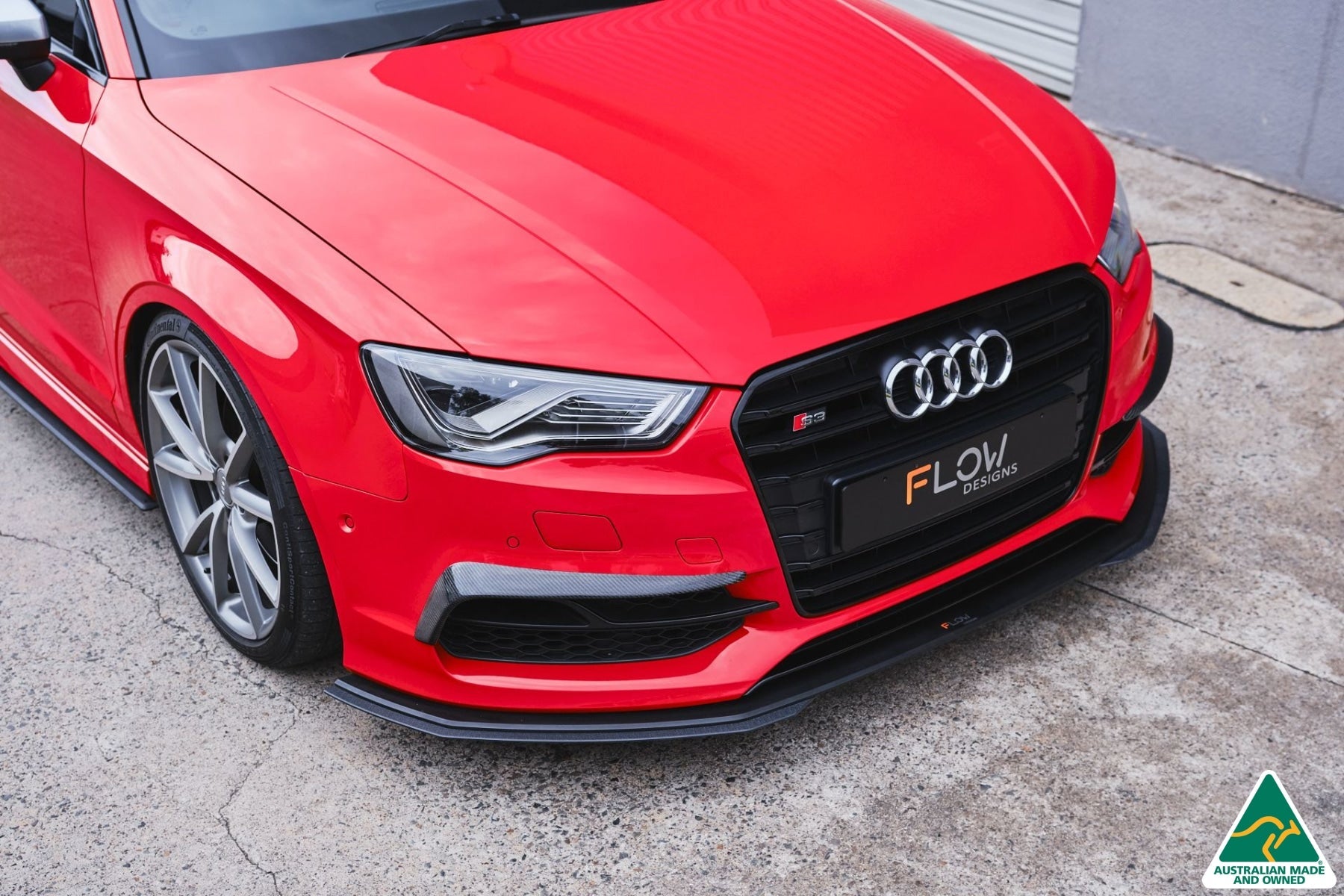 Flow Designs S3 8V Sedan Pre-Facelift Front Lip Splitter V3 & Mounting Brace - iilumolab