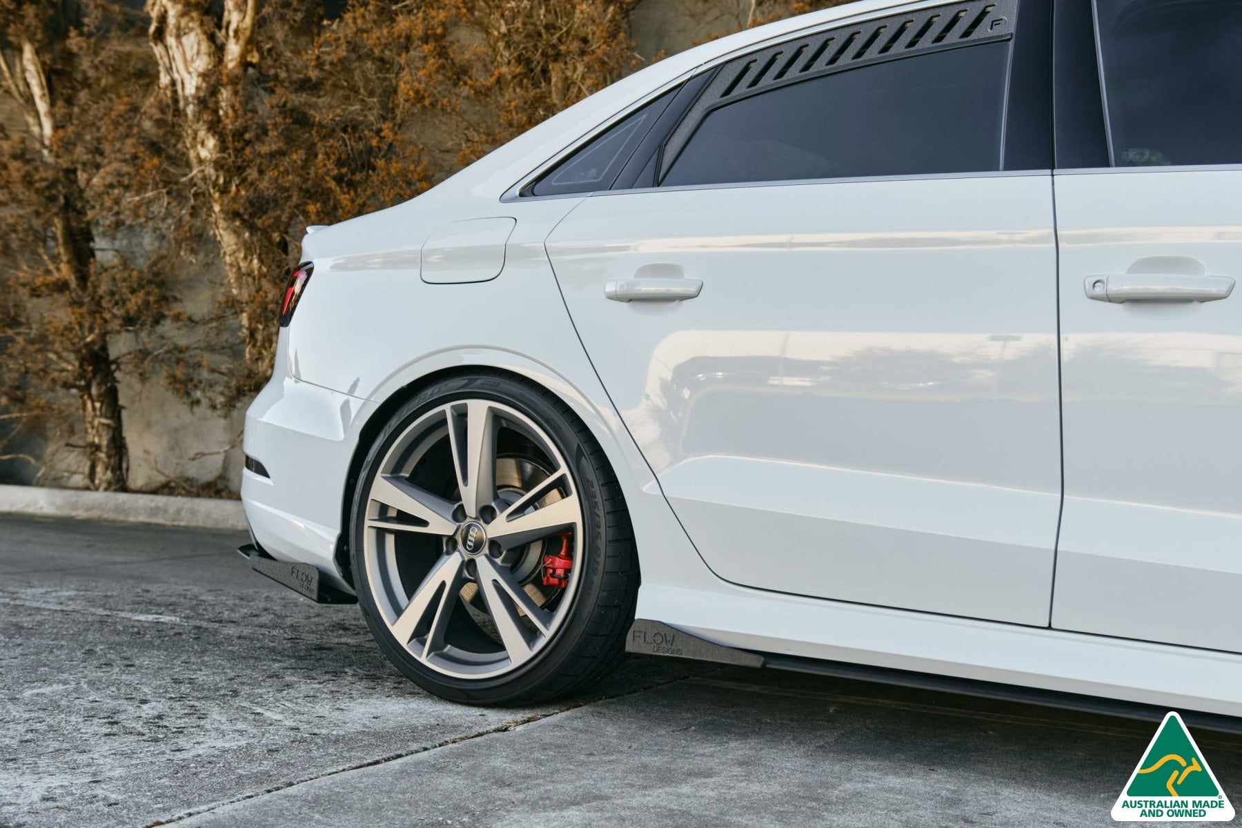 Flow Designs RS3 8V Sedan Facelift Side Skirt Splitter Winglets (Pair) - iilumolab