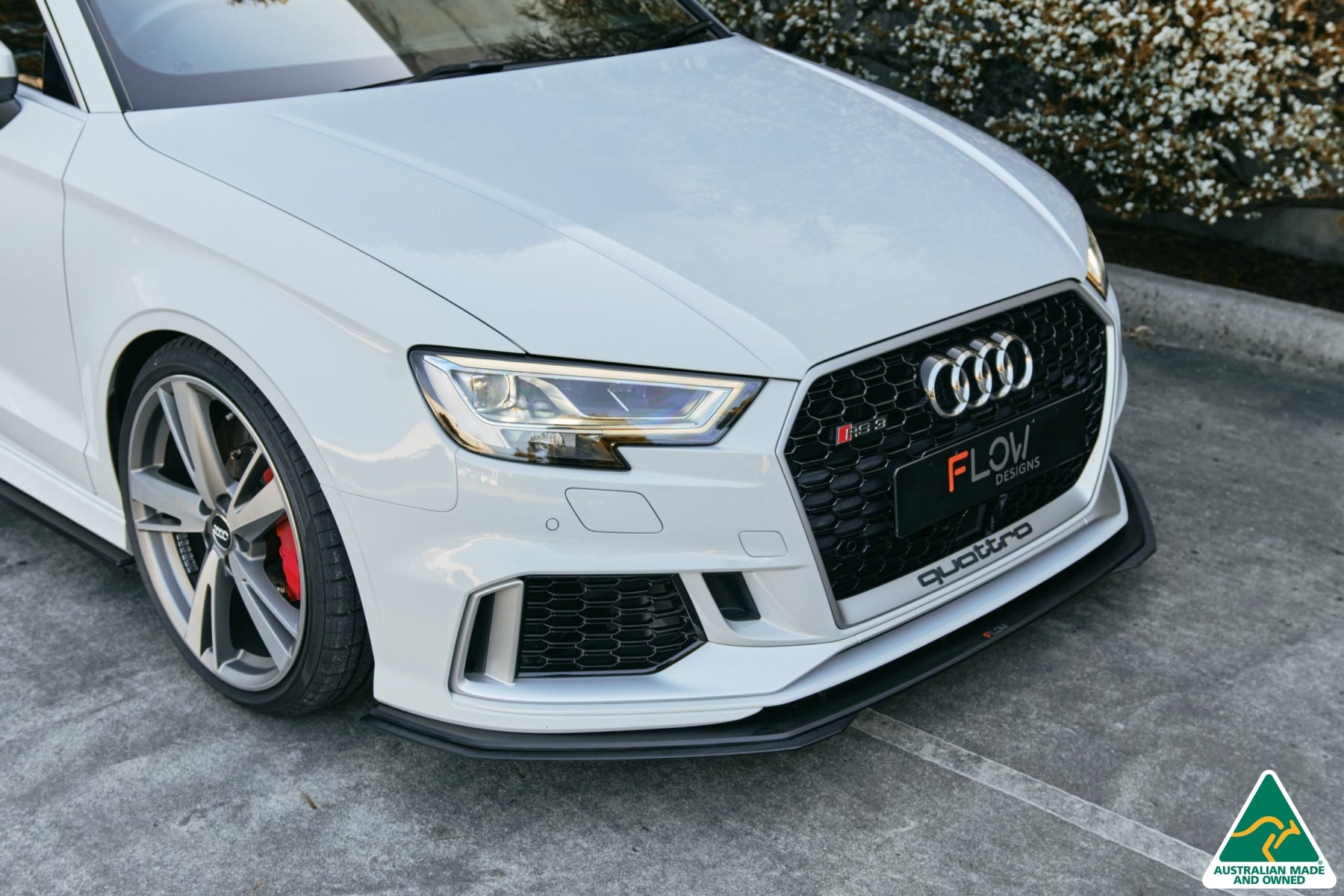 Flow Designs RS3 8V Sedan Facelift Front Lip Splitter Extensions (Pair) - iilumolab
