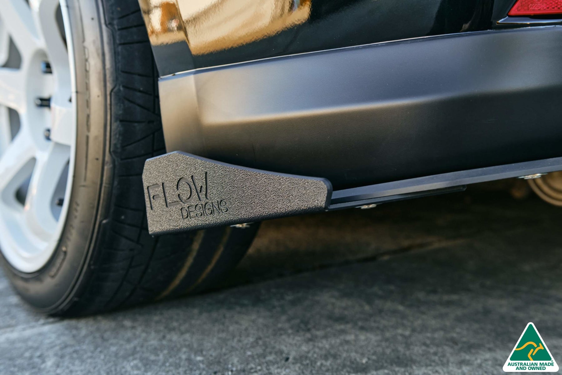 Flow Designs Impreza WRX/RS G3 Hatch PFL Rear Spats (Pair) - iilumolab