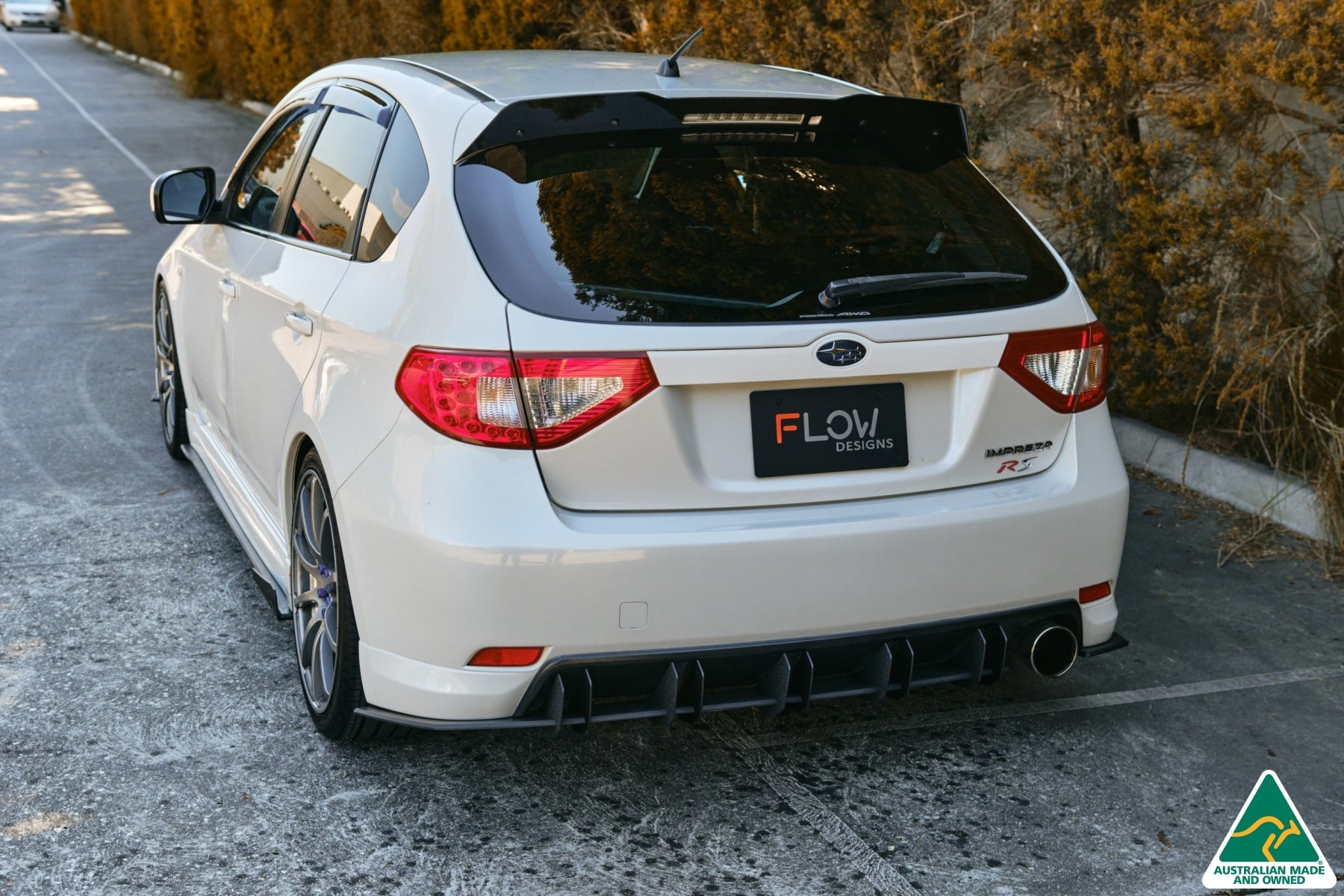 Flow Designs Impreza WRX/RS G3 Hatch PFL Flow-Lock Rear Diffuser - iilumolab